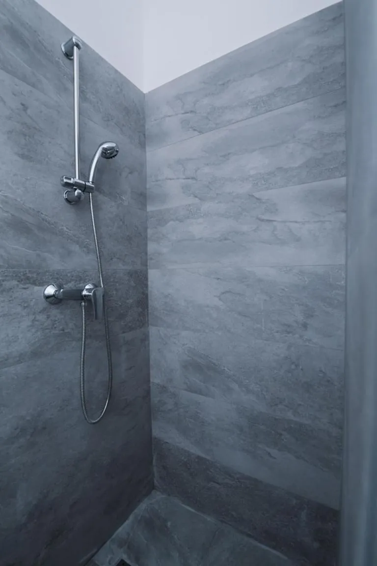 Shower in Skunca’s house