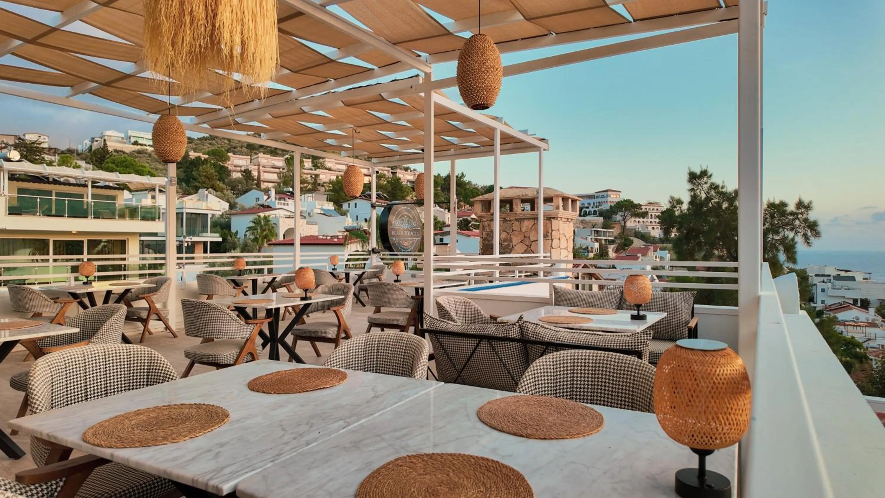 Restaurant/places to eat in Soothe Hotel