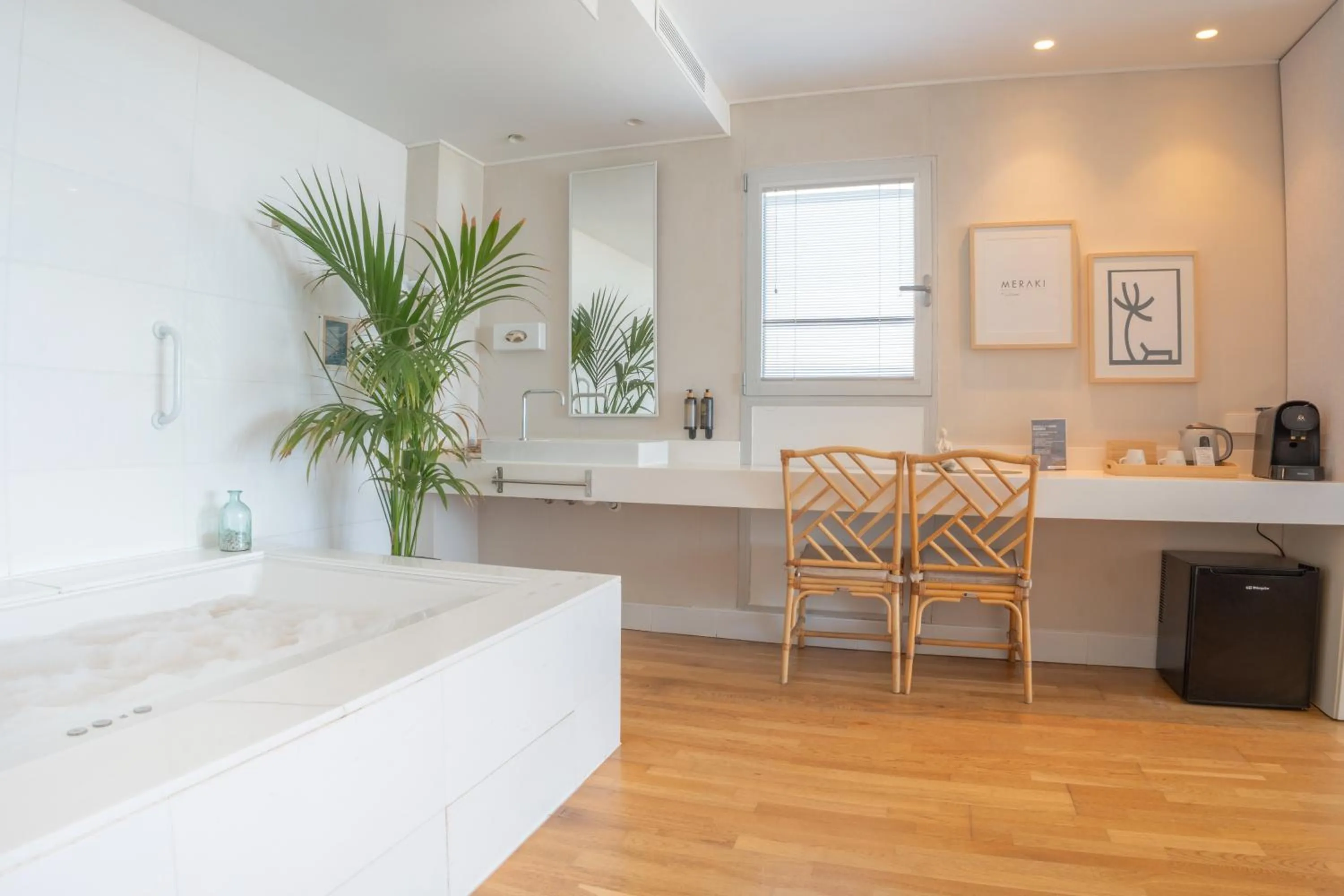 Hot Tub in Meraki Beach Hotel - Only Adults