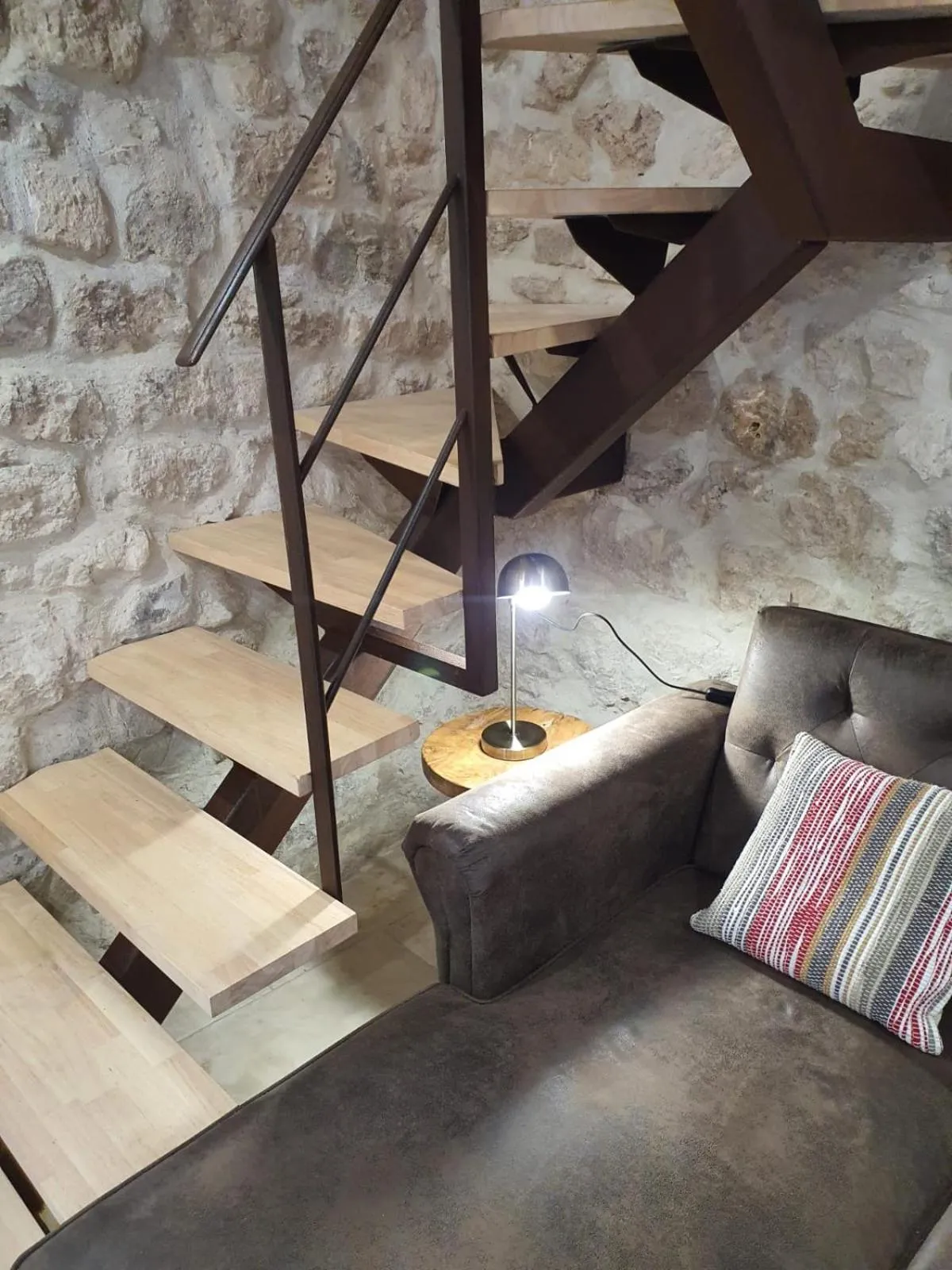 Decorative detail in H2o Chambres d'Hôtes