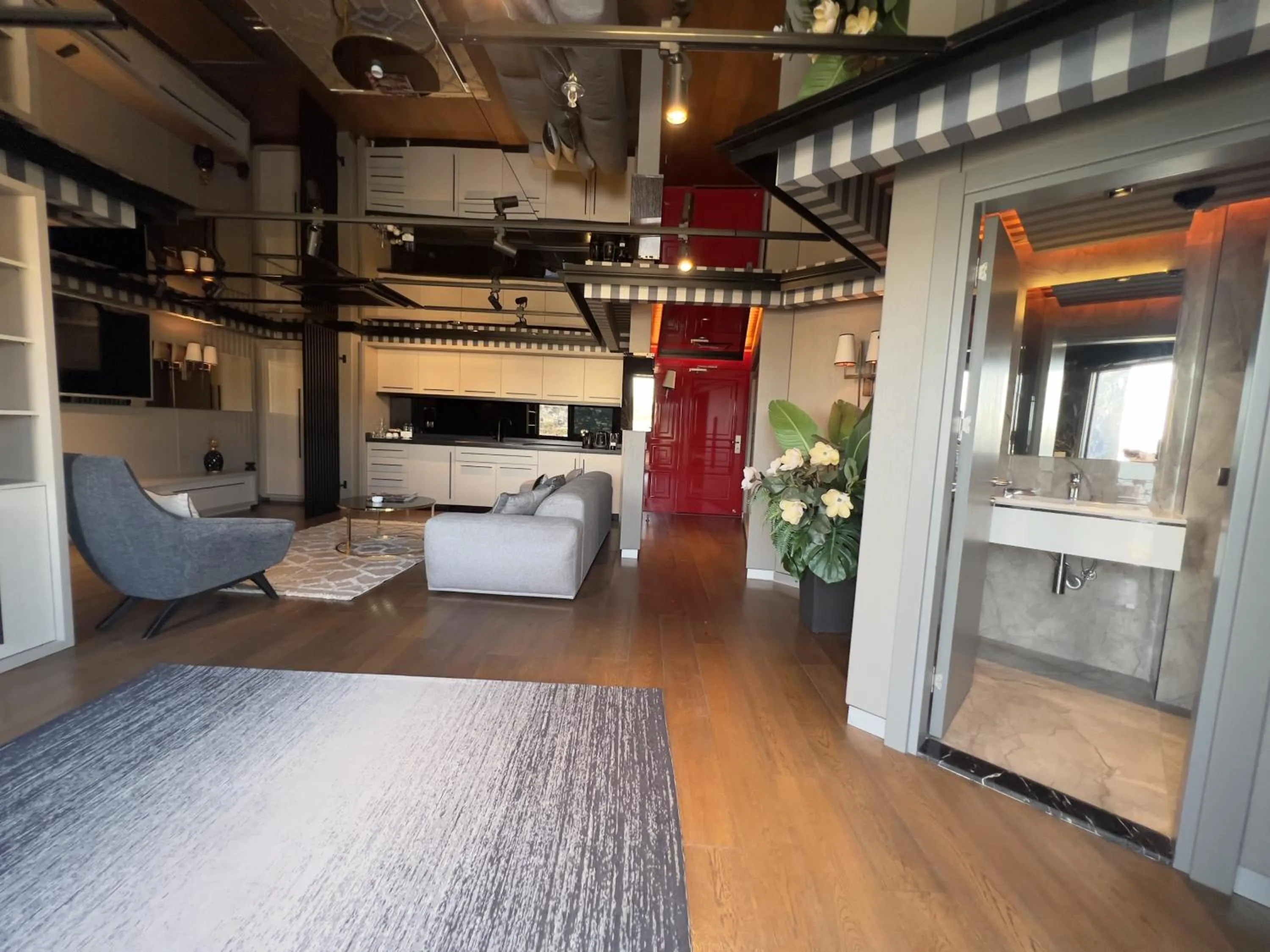 TV and multimedia in Eser Premium Hotel & Spa