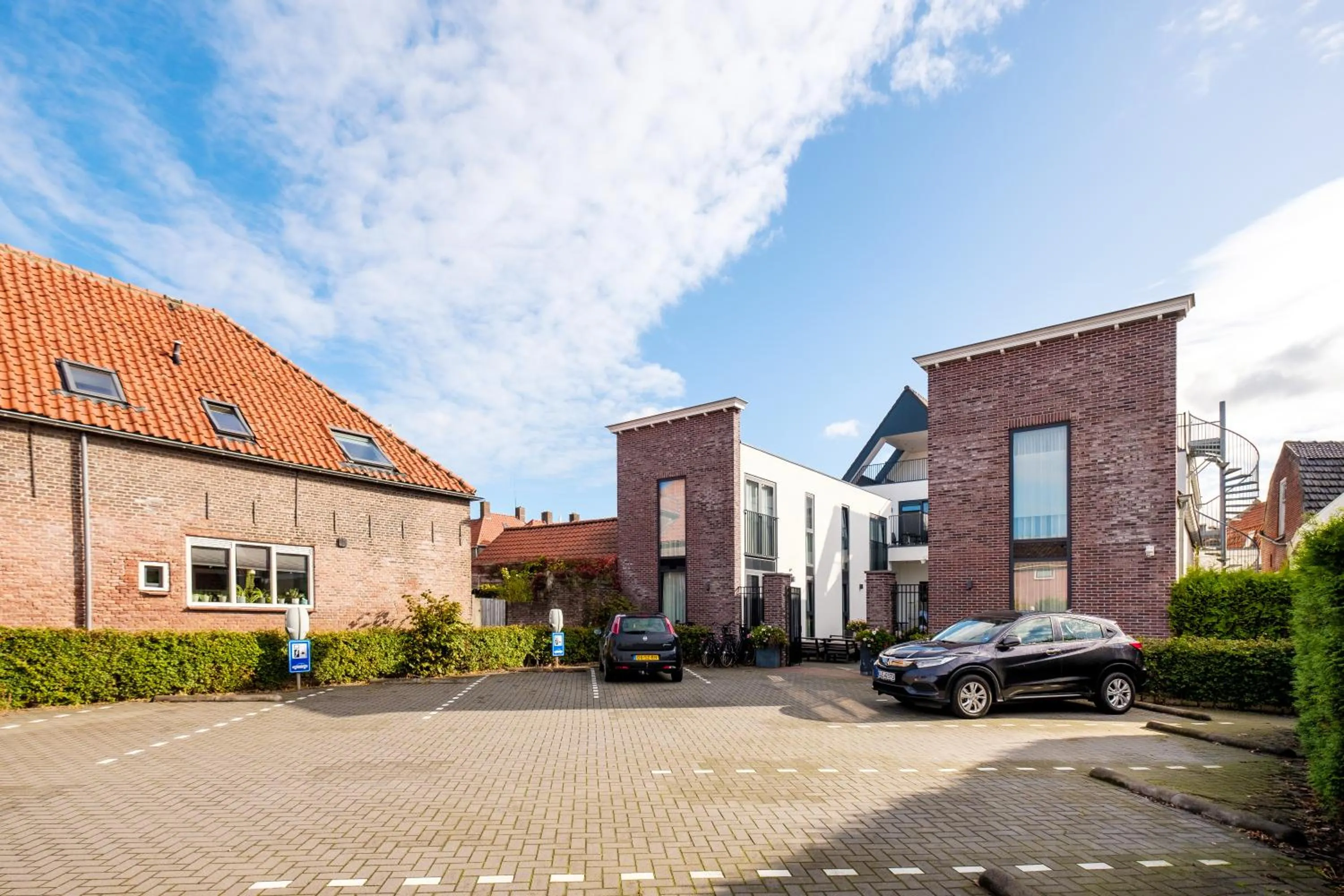 Parking in Hotel Bru