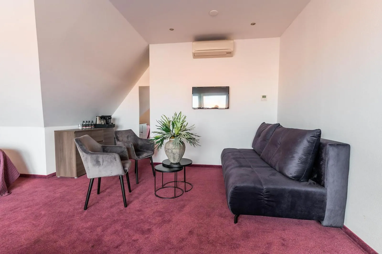 Seating area in Hotel Bru