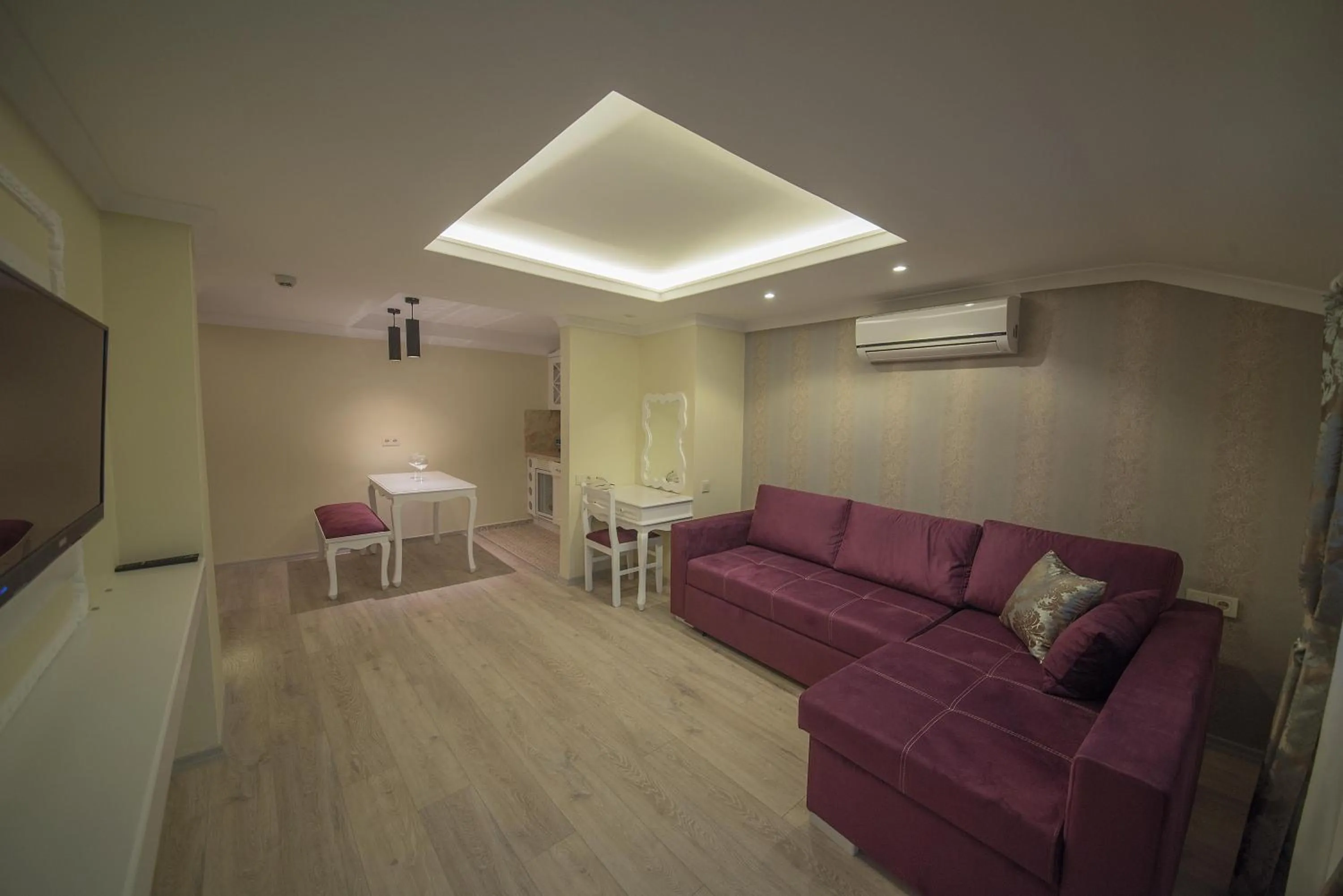 Living room in Yeniceri City Hotel