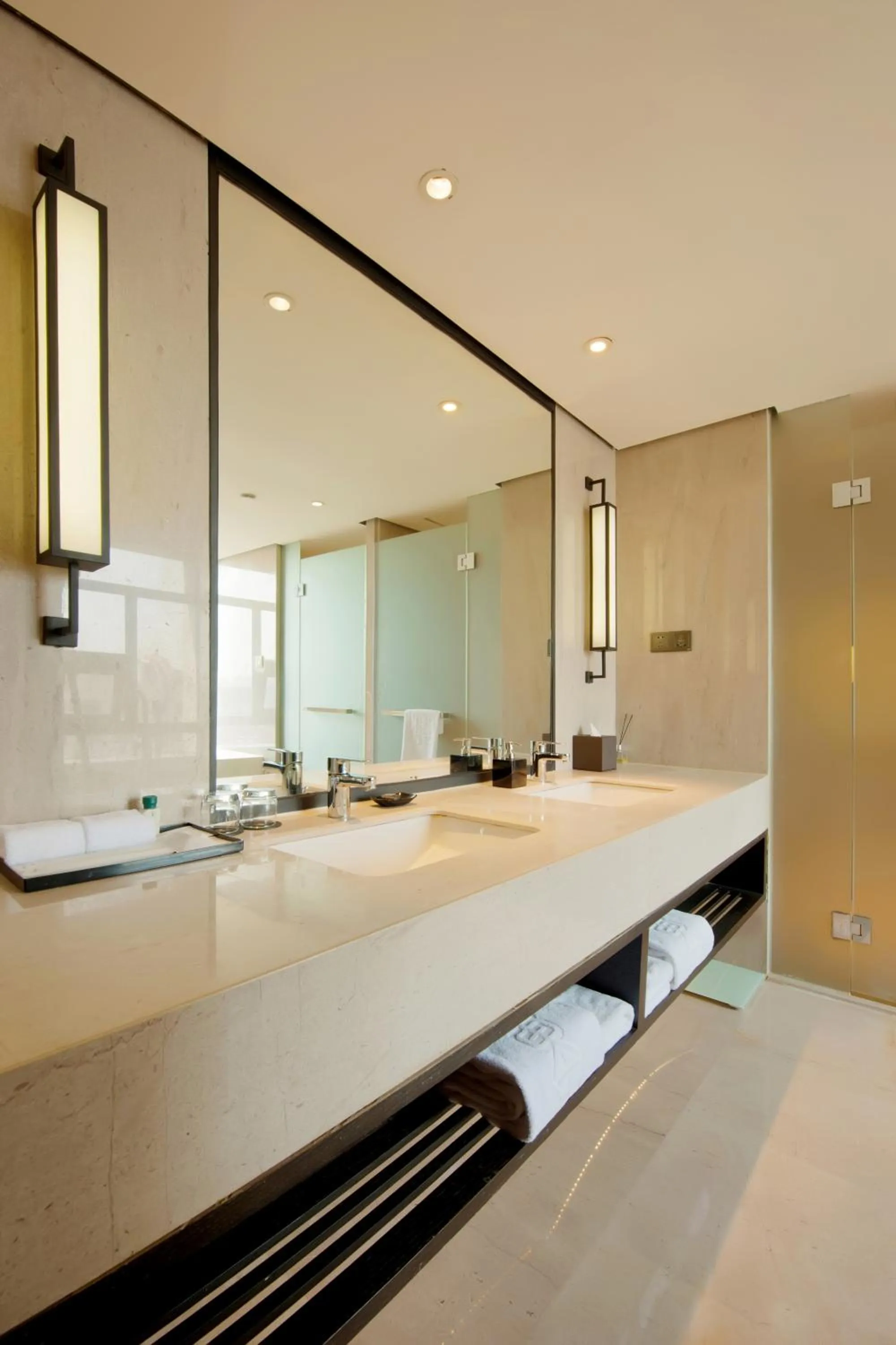 Bathroom in Eastern House Xi'an