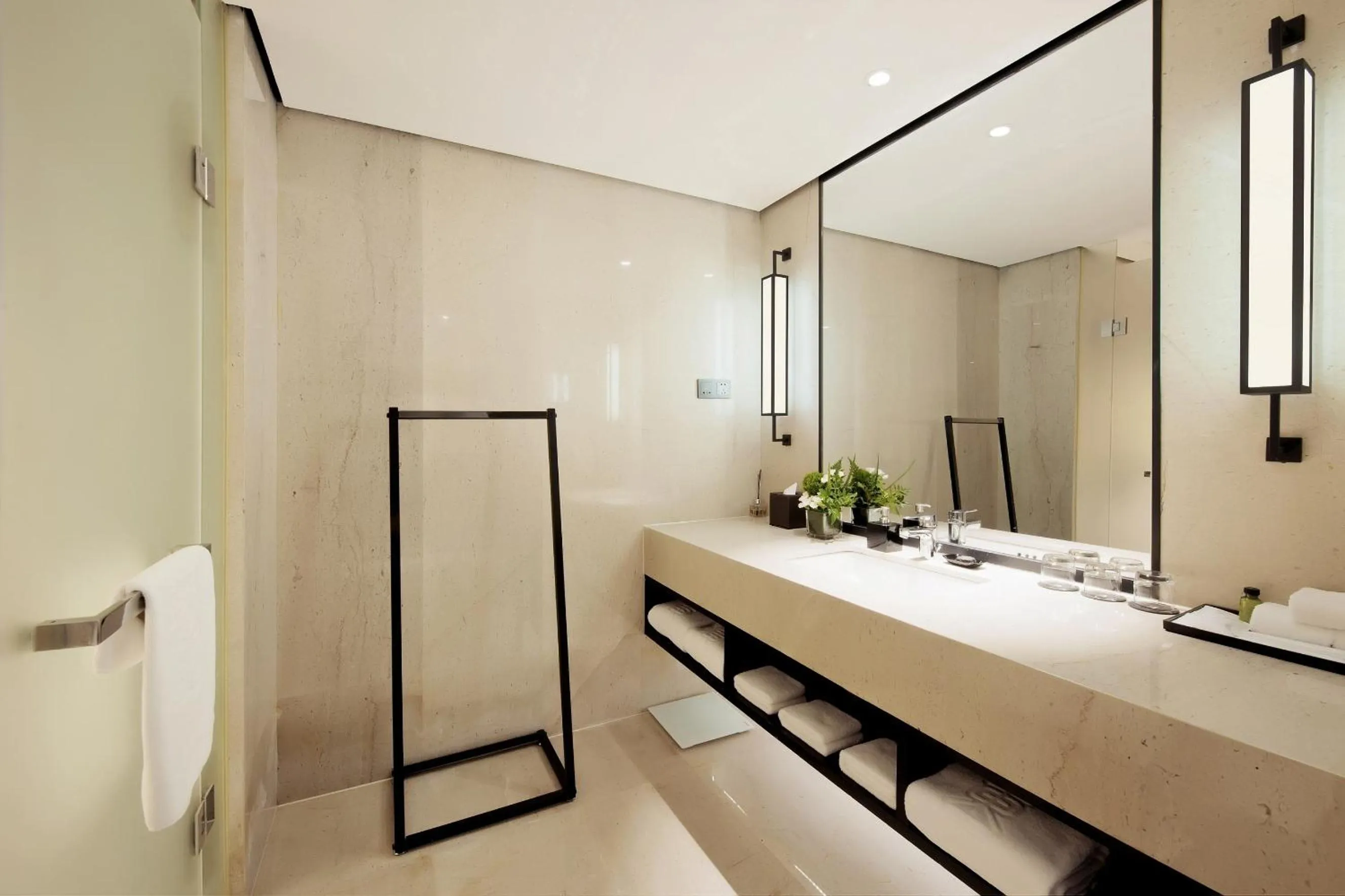 Bathroom in Eastern House Xi'an