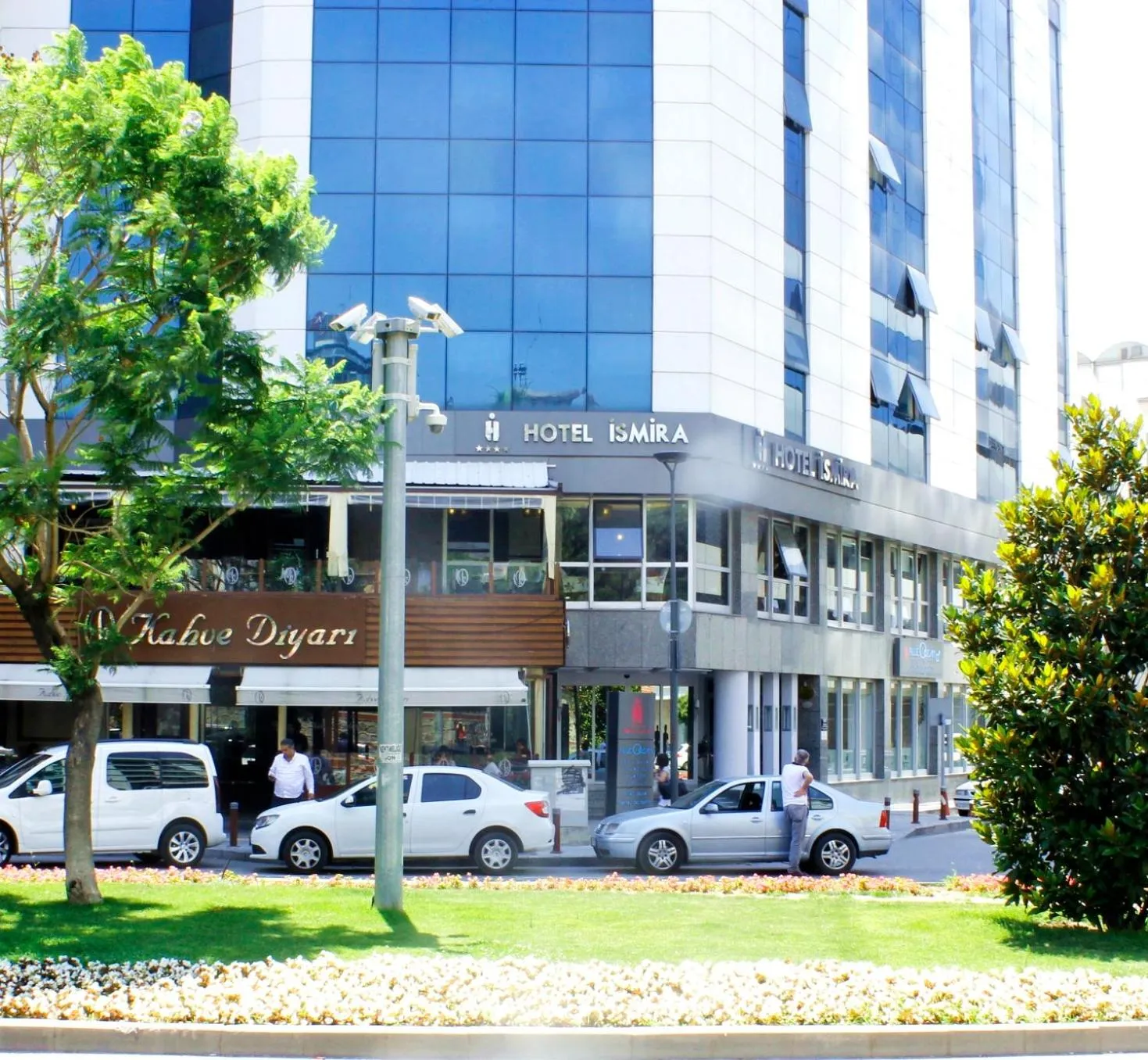 Facade/entrance in Hotel Ismira