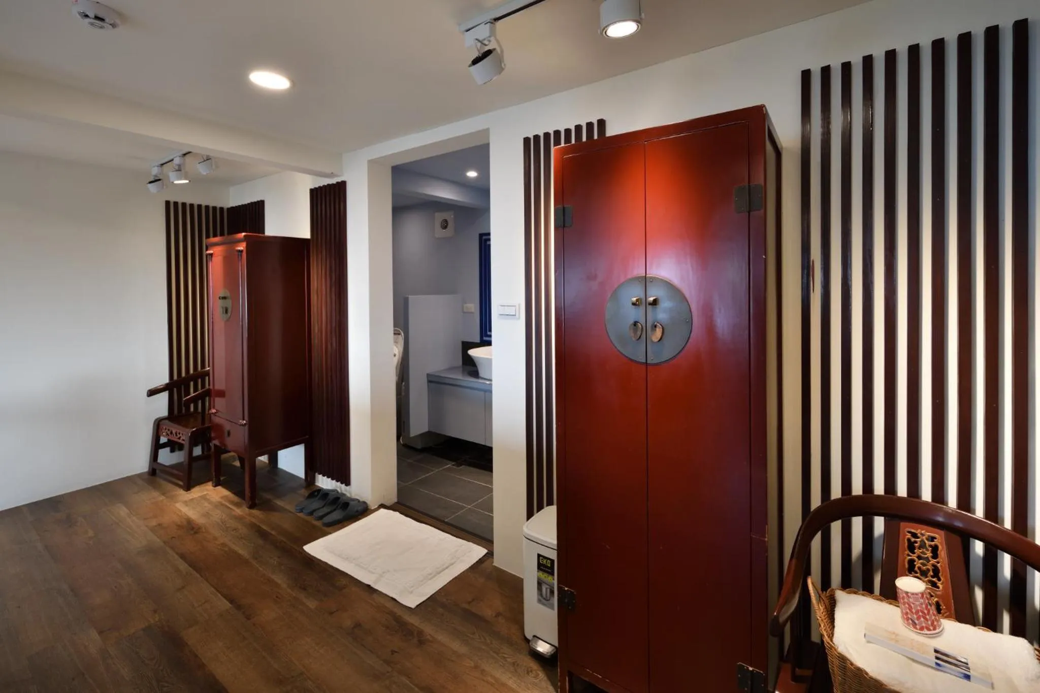 Bathroom in Windsor's Sunlight Han-Guan