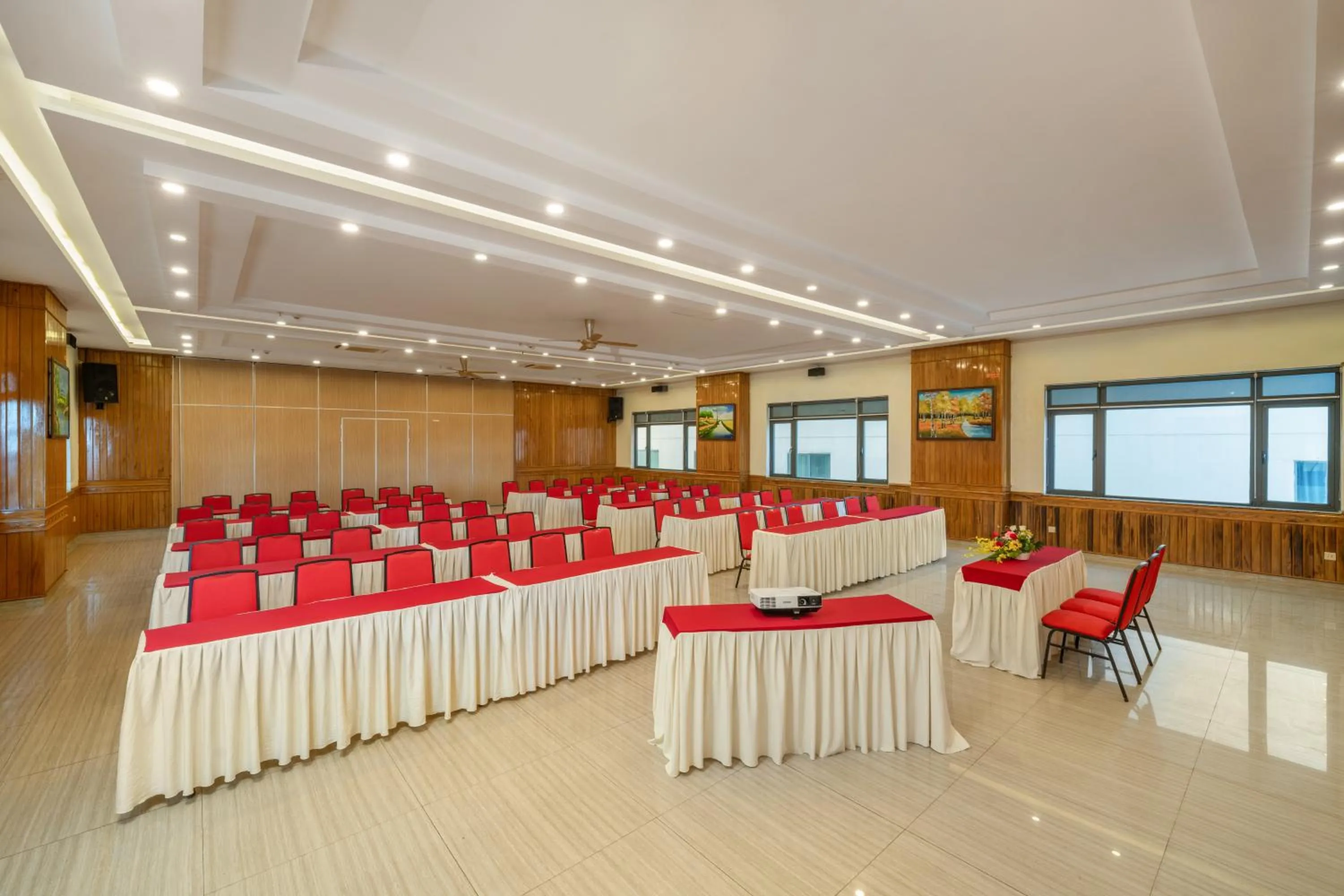 Meeting/conference room in Golden Sea 3 Hotel