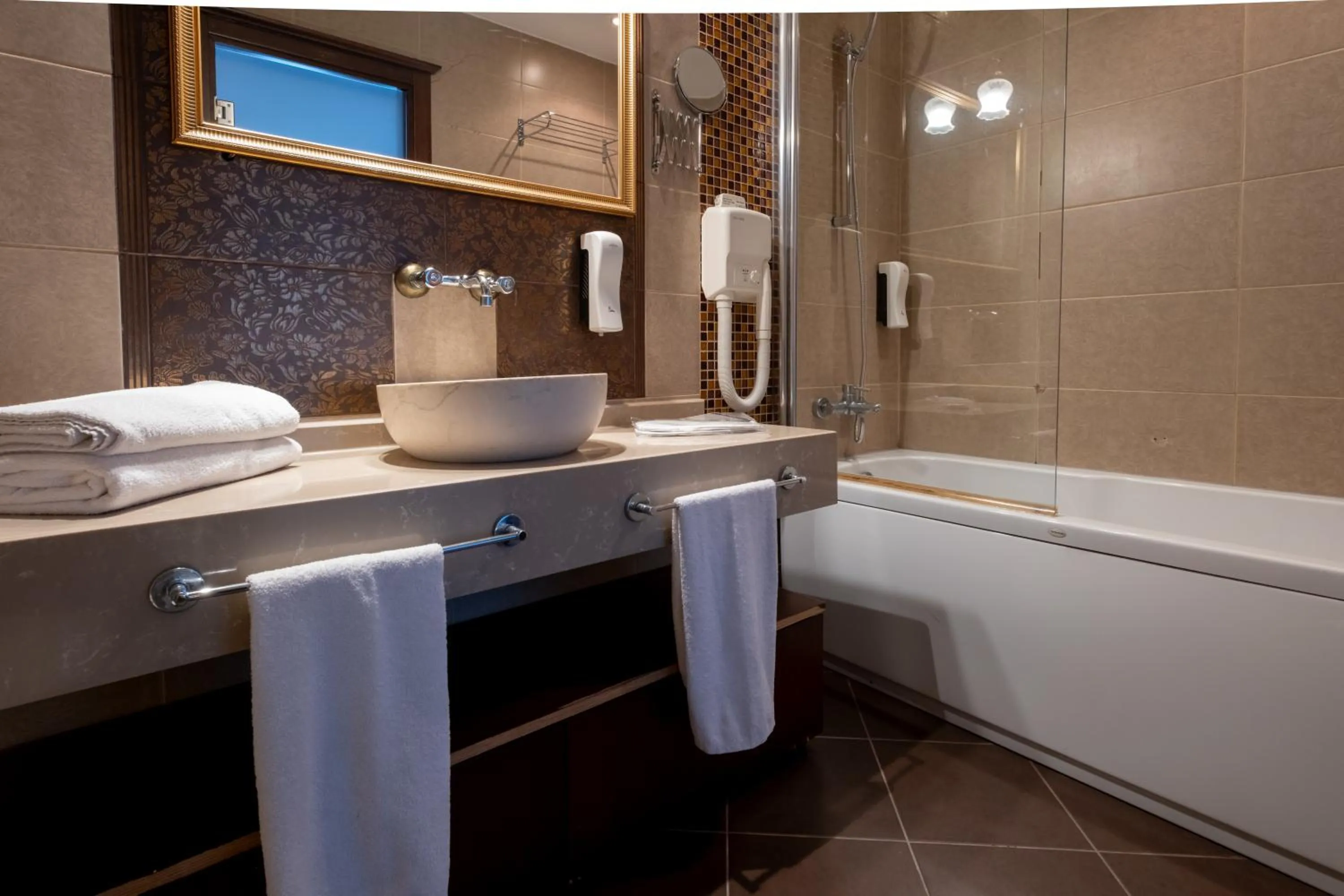 Shower in Mangana Konak Hotel