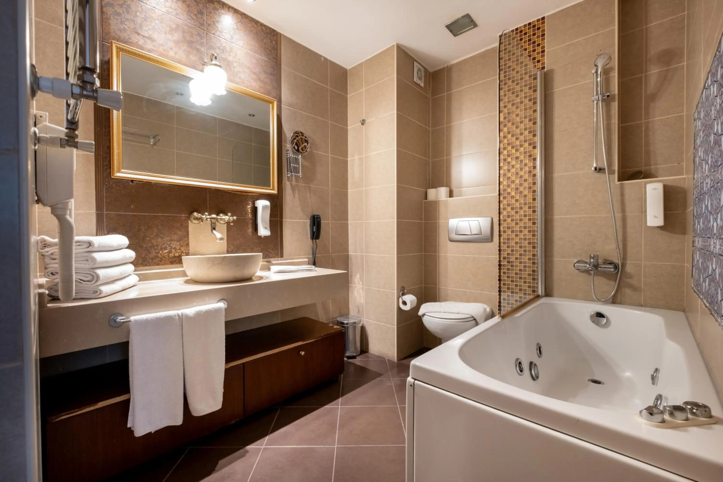 Shower in Mangana Konak Hotel