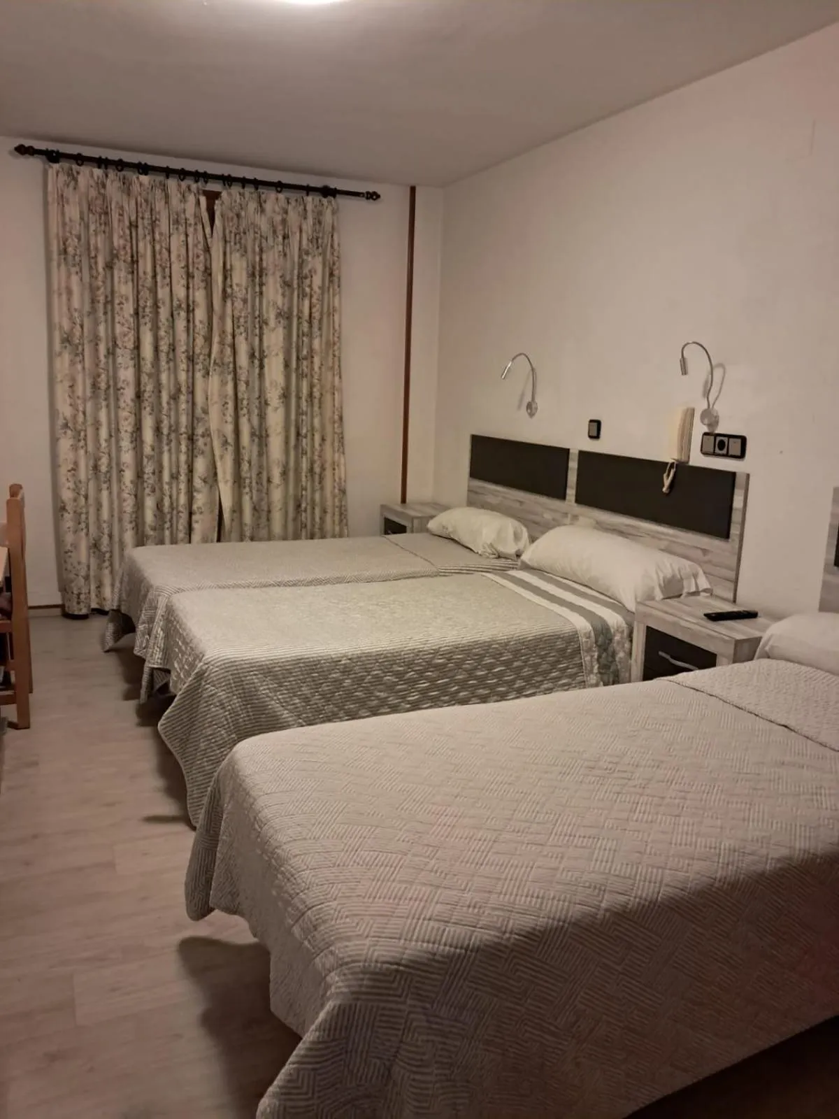 Bed in Hostal Lizana 2