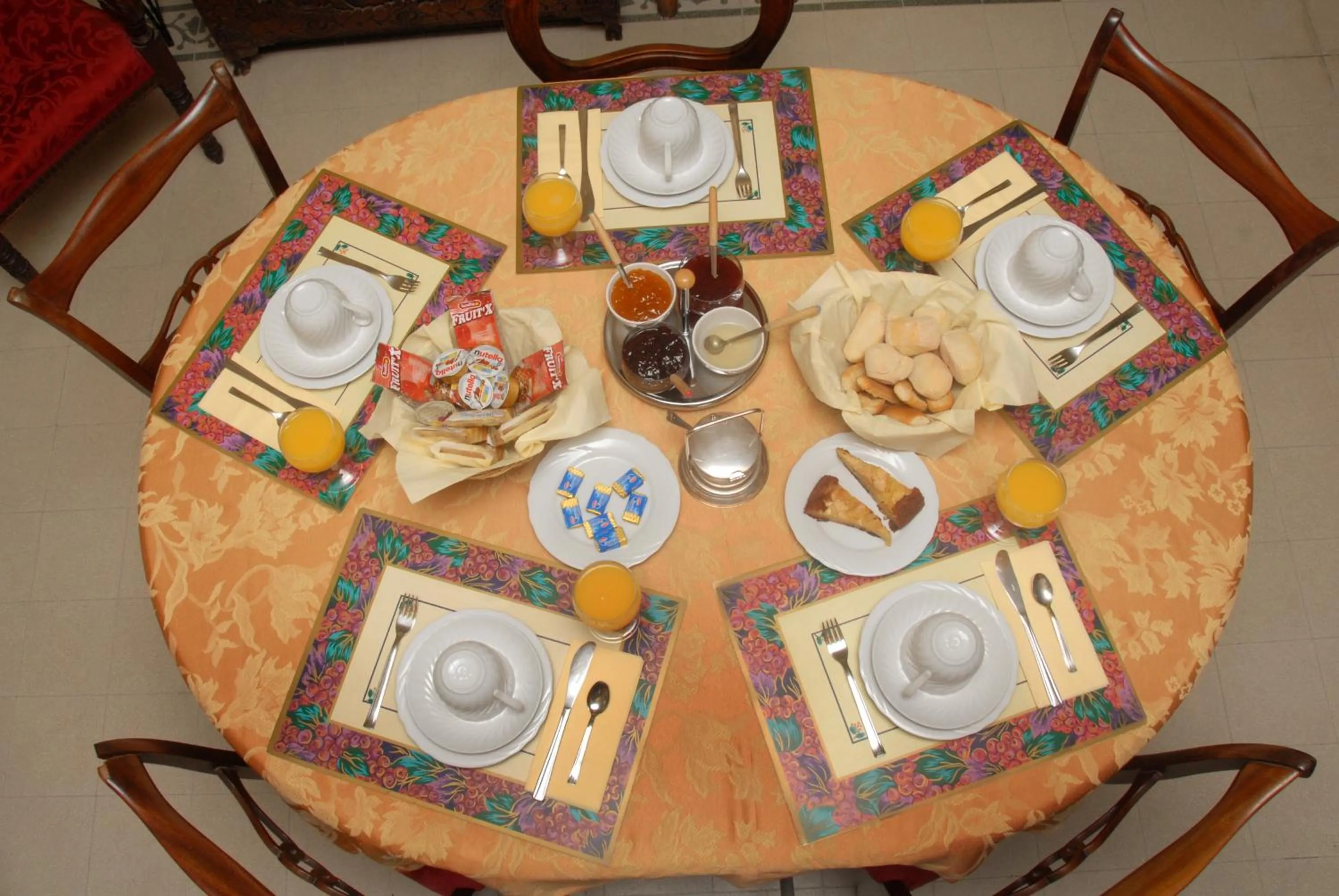 Italian breakfast in Le Villi FRIENDLY B&B