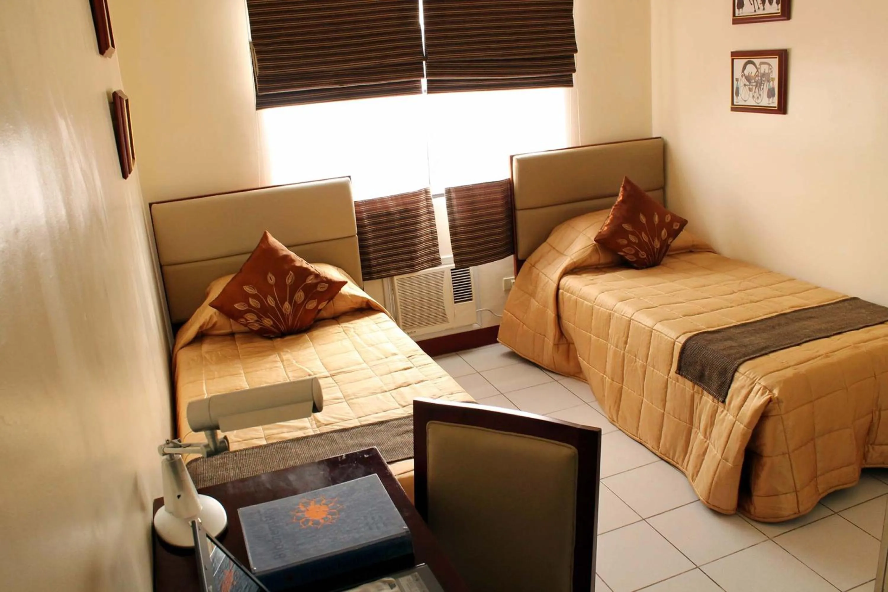 Property building in La Casarita