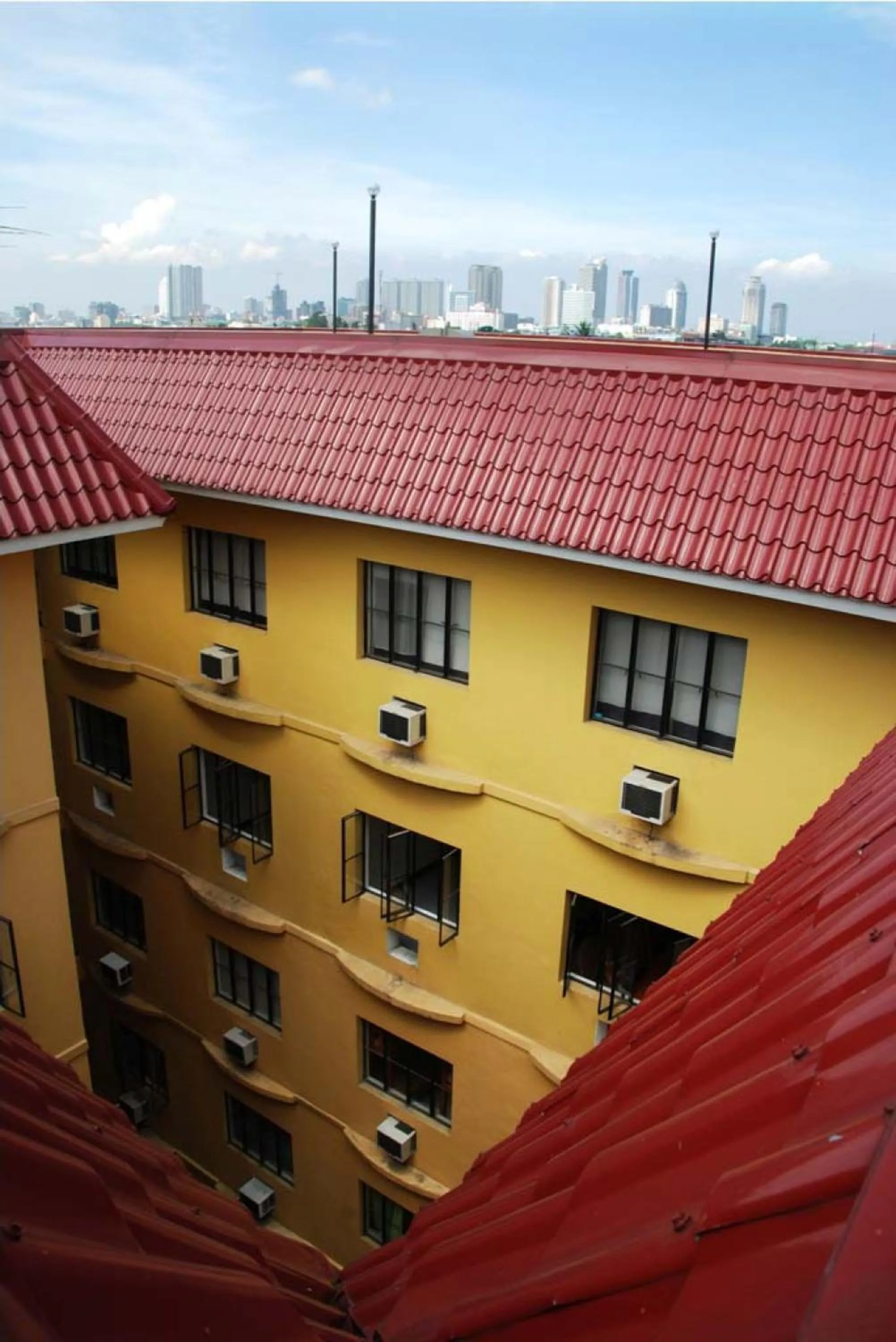 Property building in La Casarita