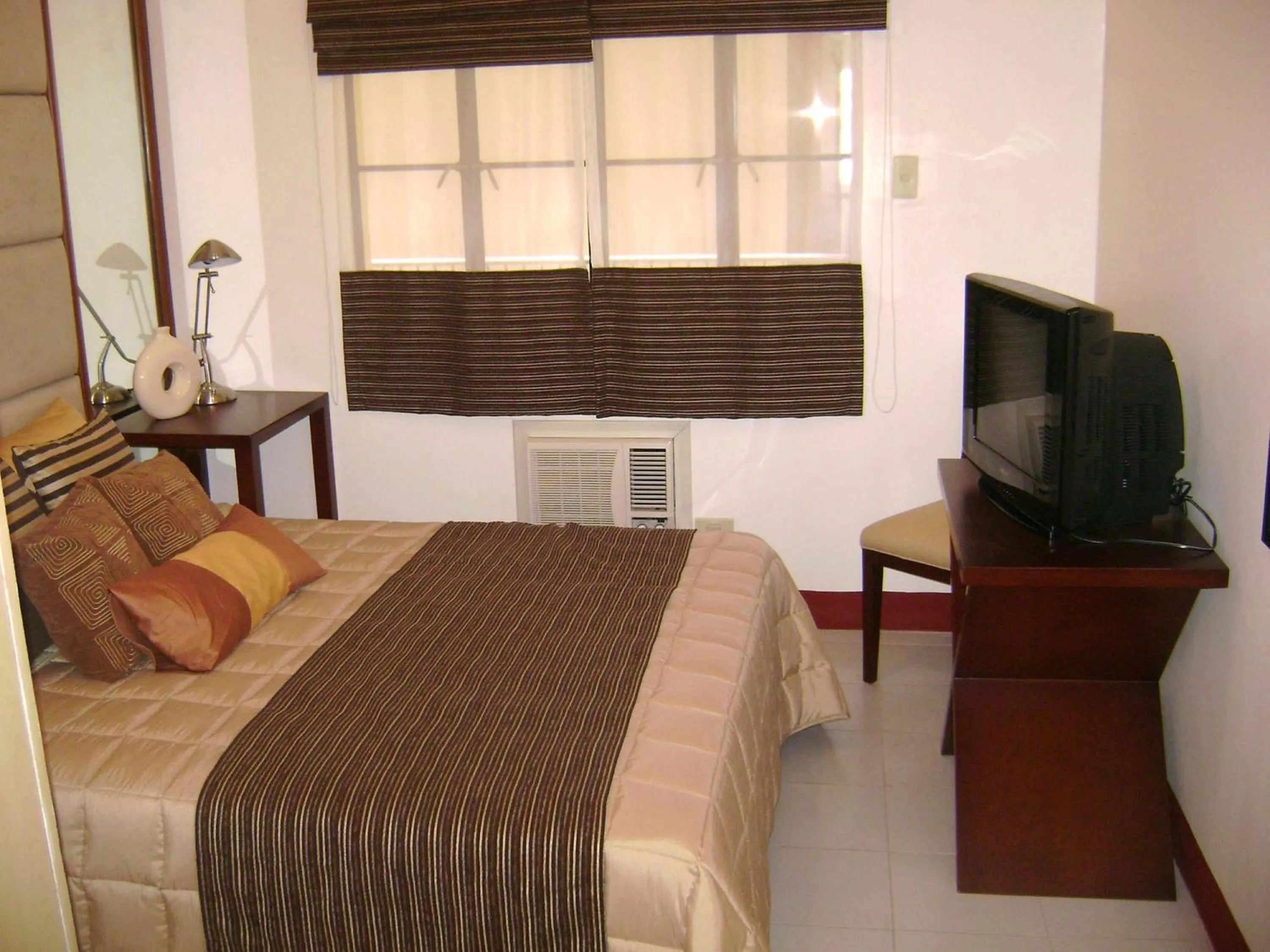 Property building in La Casarita