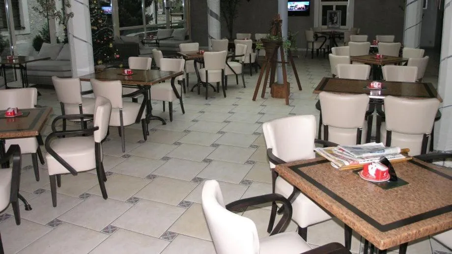 Restaurant/places to eat in Hotel Kralj Tomislav