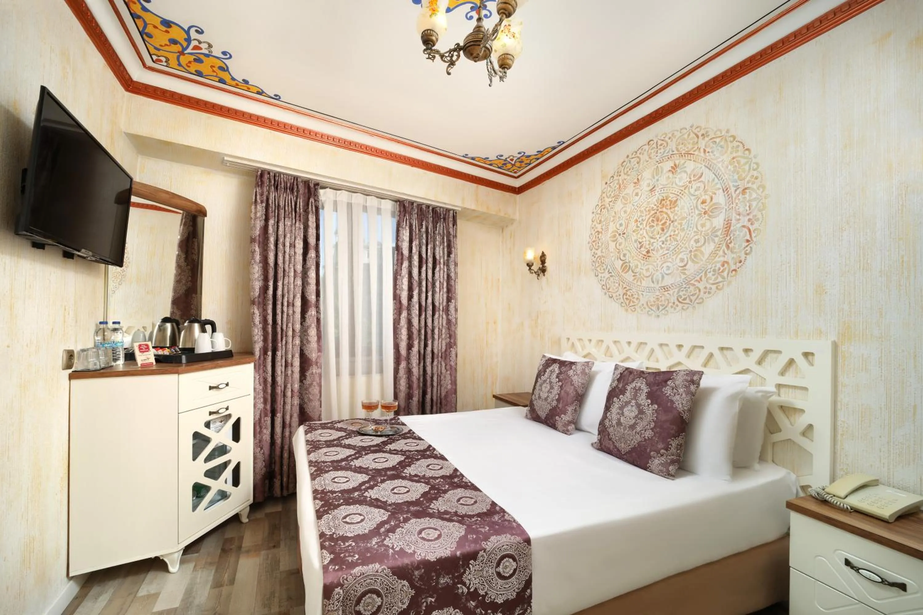 Bedroom, Bed in Aldem Hotel