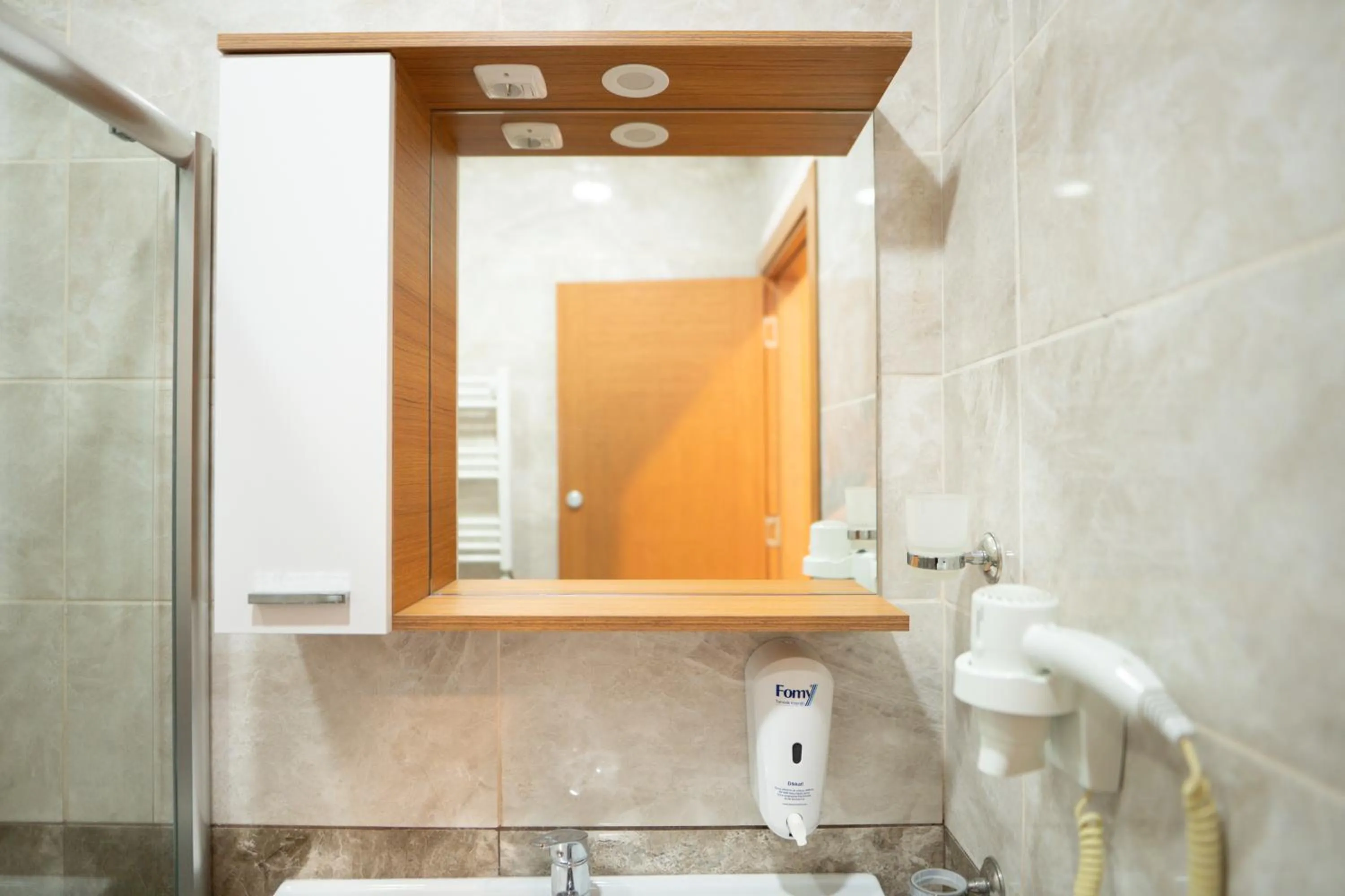 Shower in Angels Garden Hotel - Special Catagory