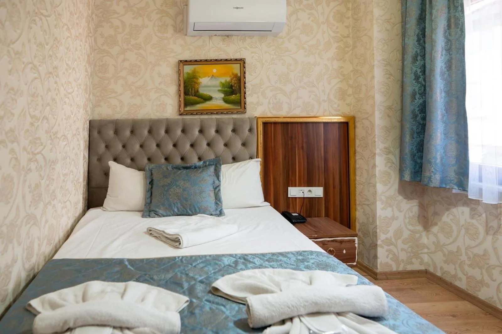 Bed in Angels Garden Hotel - Special Catagory