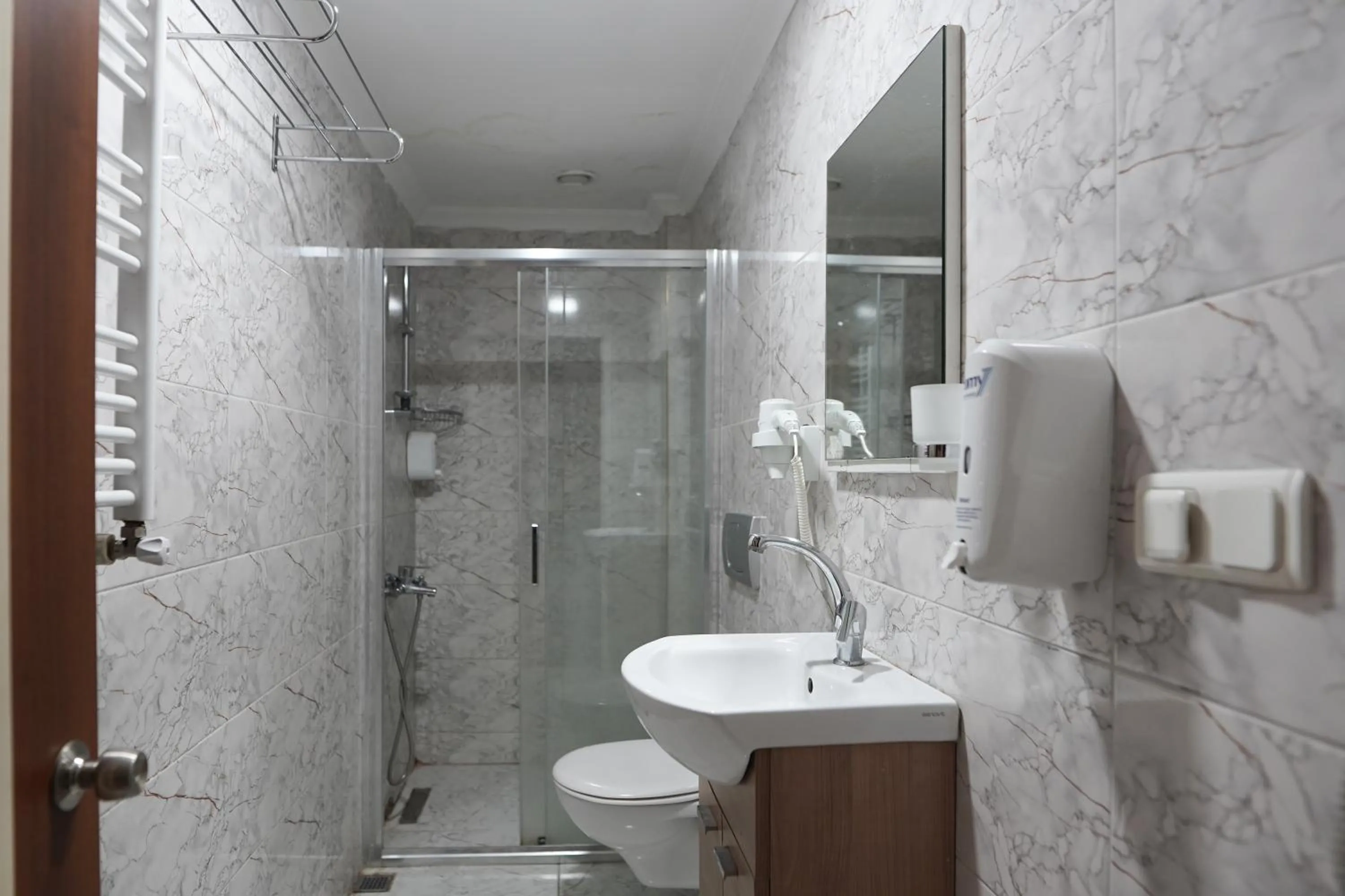 Shower in Angels Garden Hotel - Special Catagory