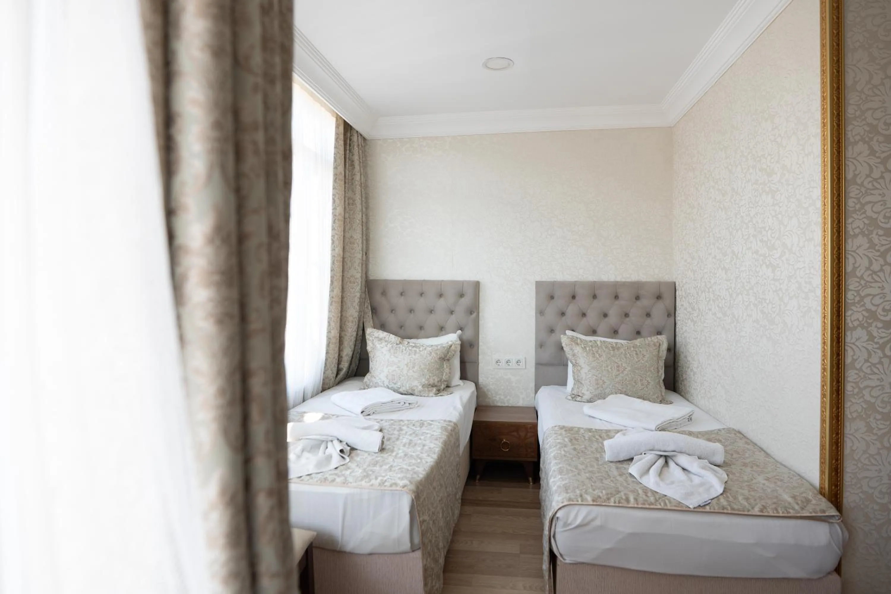 Bed in Angels Garden Hotel - Special Catagory