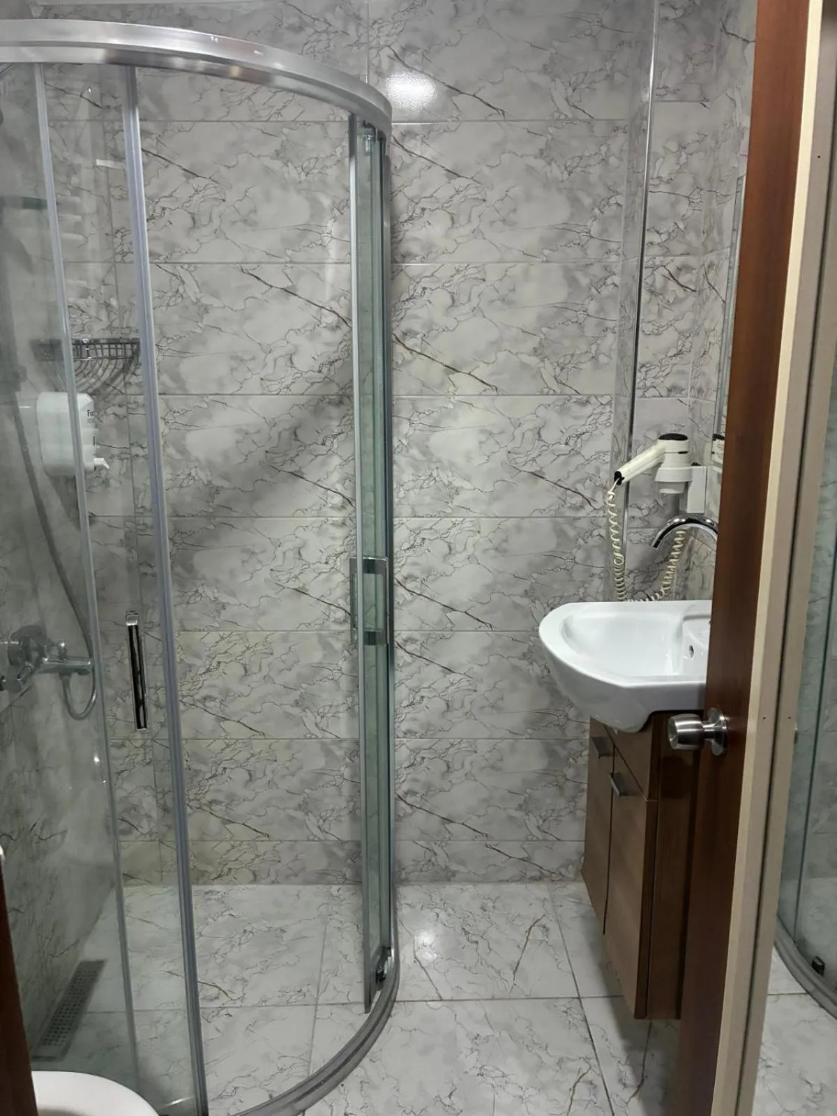 Shower in Angels Garden Hotel - Special Catagory
