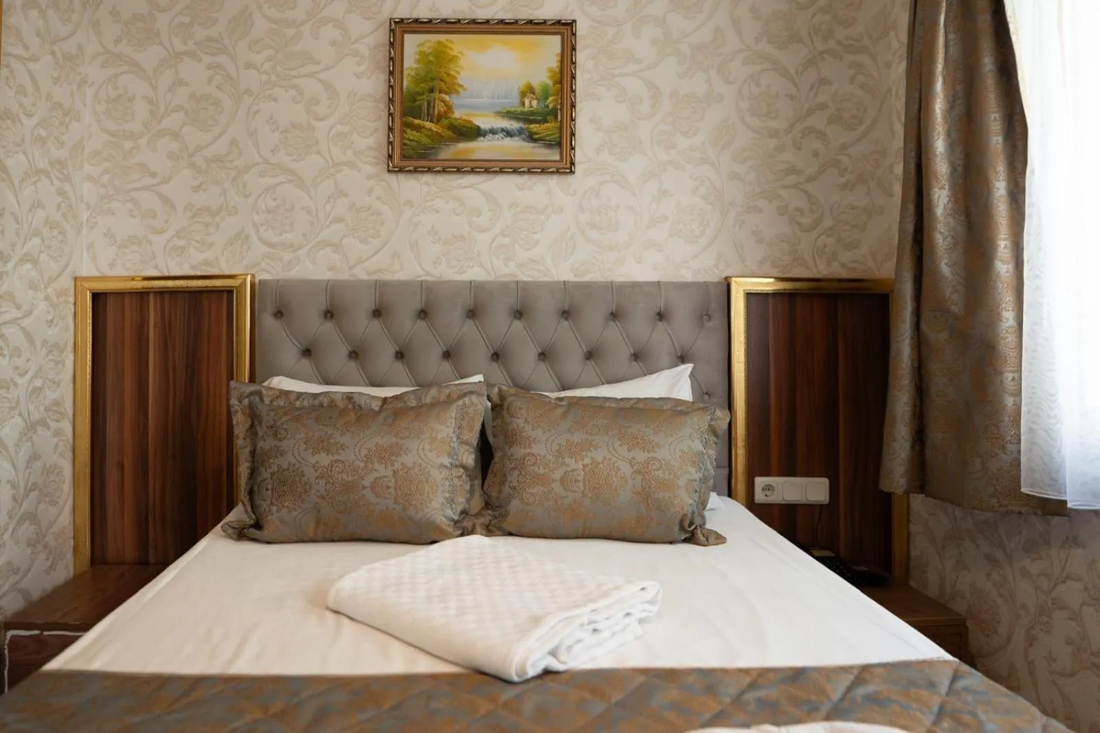 Bed in Angels Garden Hotel - Special Catagory