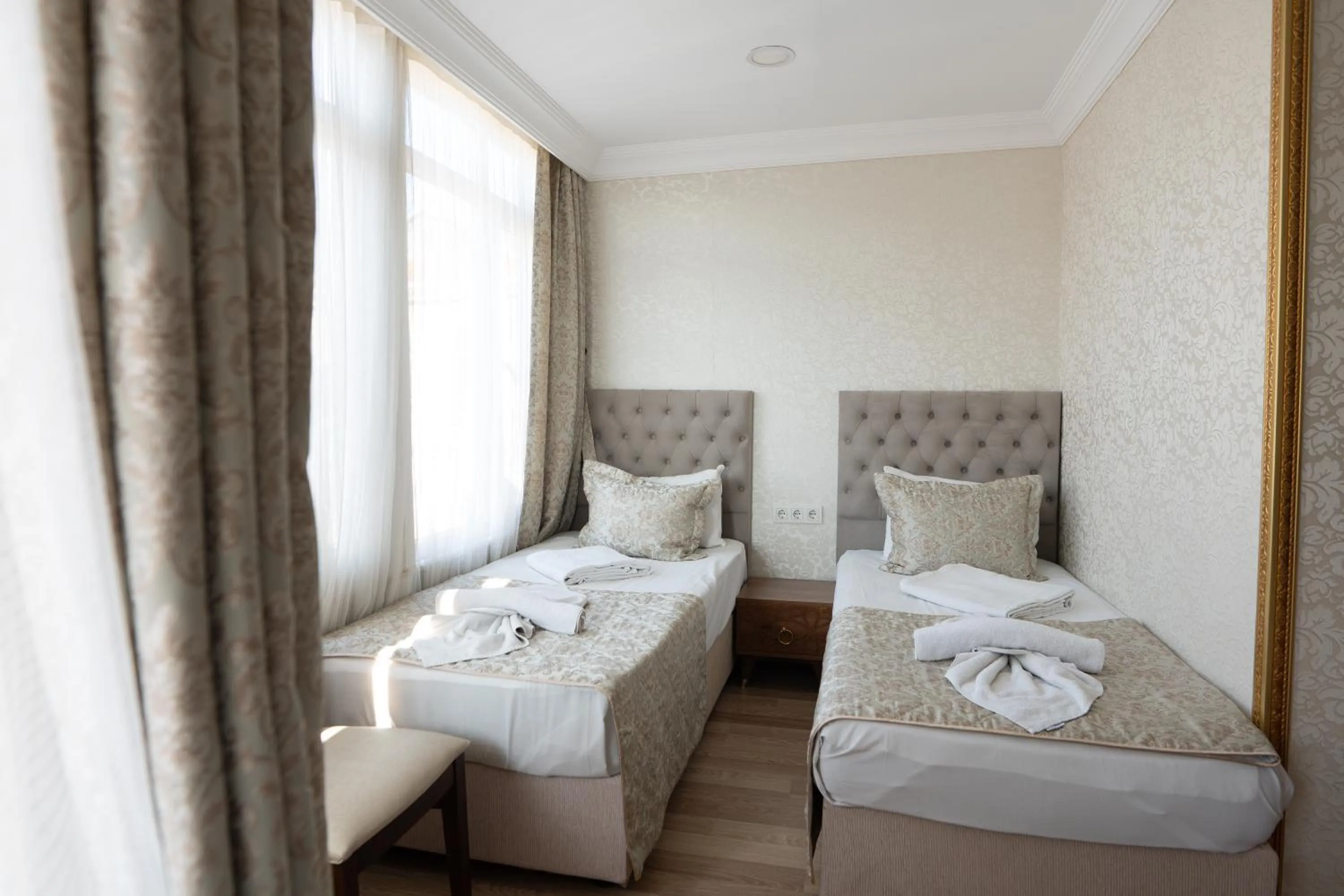 Bed in Angels Garden Hotel - Special Catagory