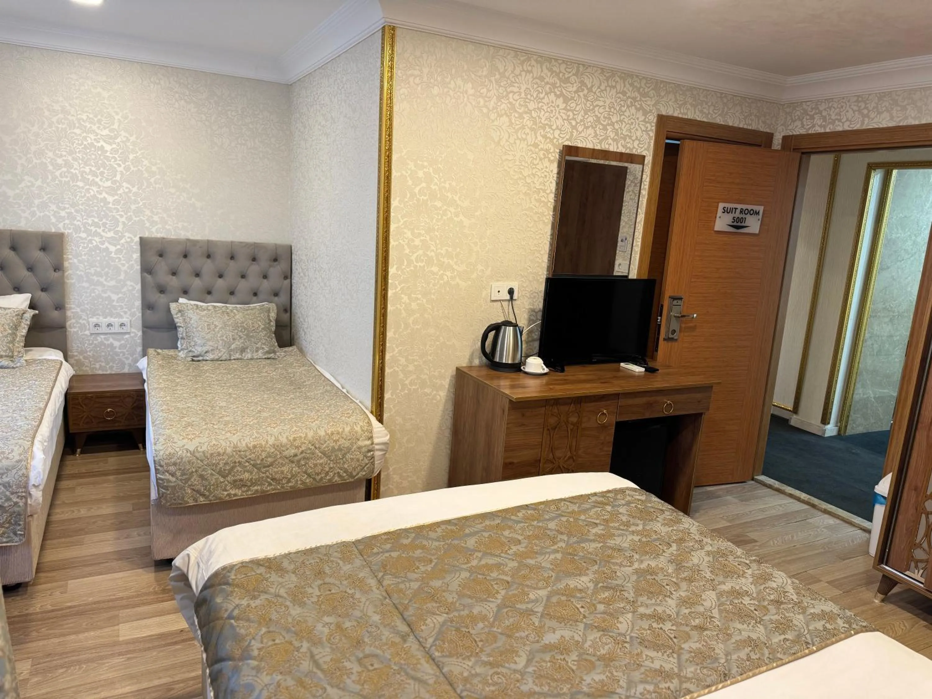 Bed in Angels Garden Hotel - Special Catagory