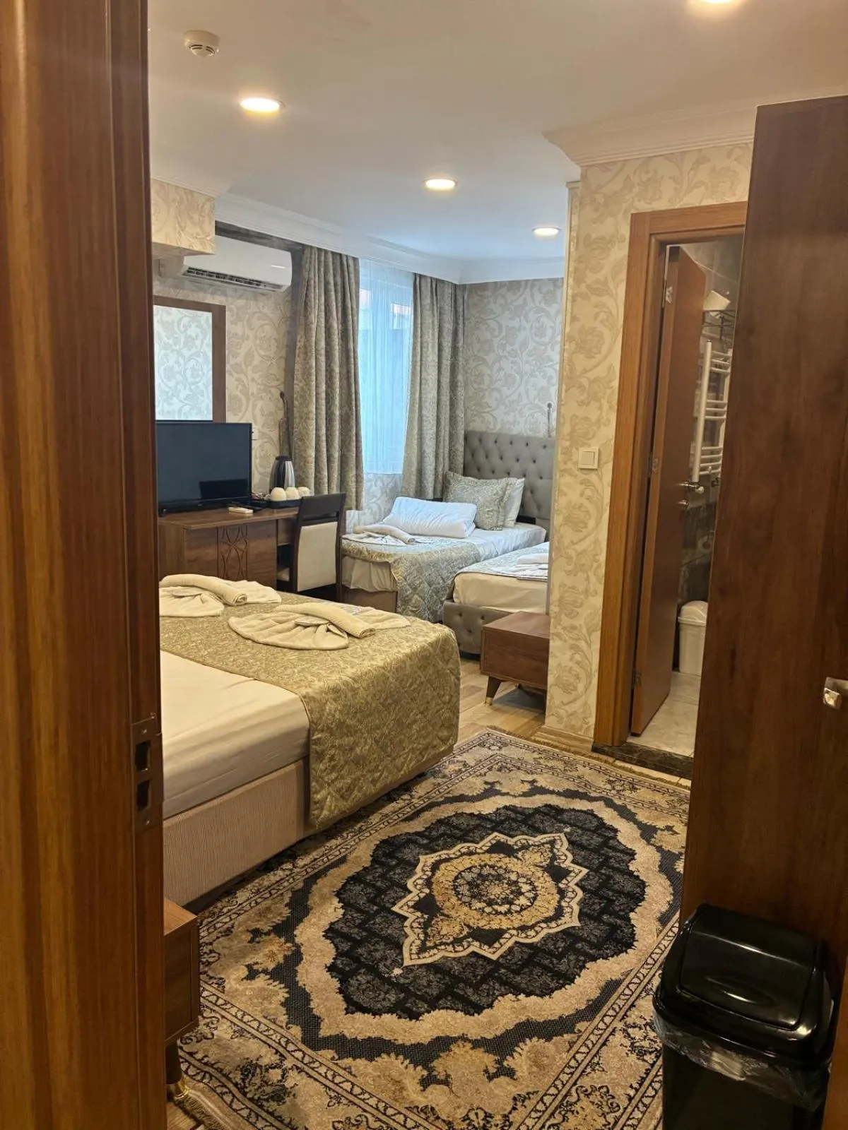 Bed in Angels Garden Hotel - Special Catagory