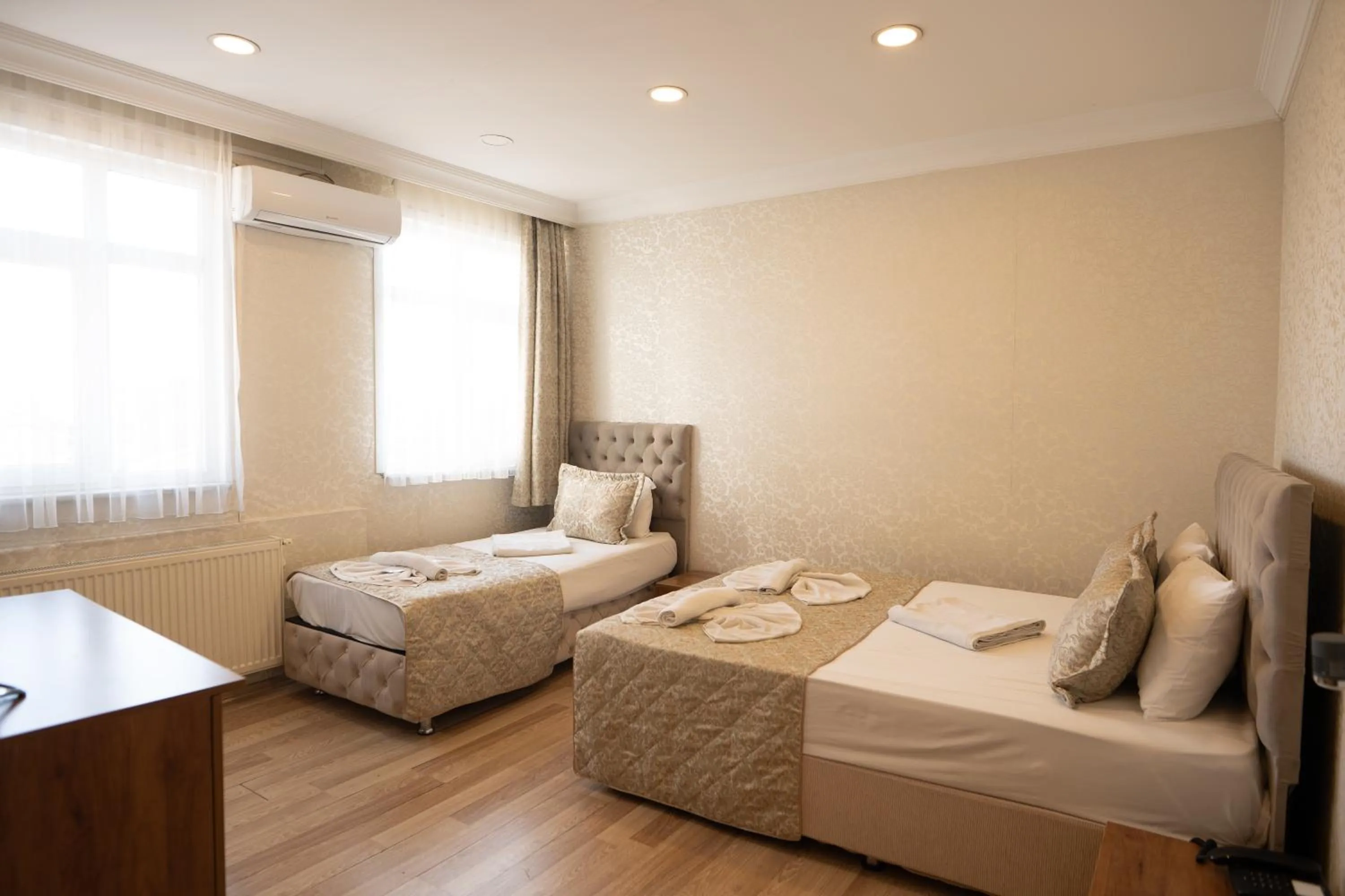 Bed in Angels Garden Hotel - Special Catagory