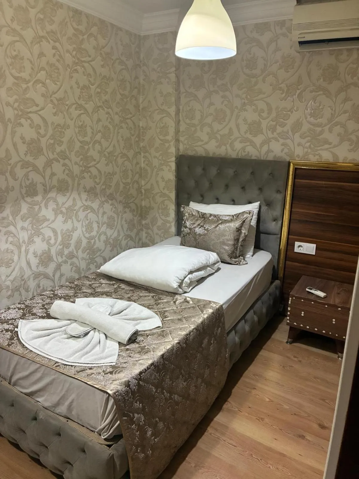 Bed in Angels Garden Hotel - Special Catagory