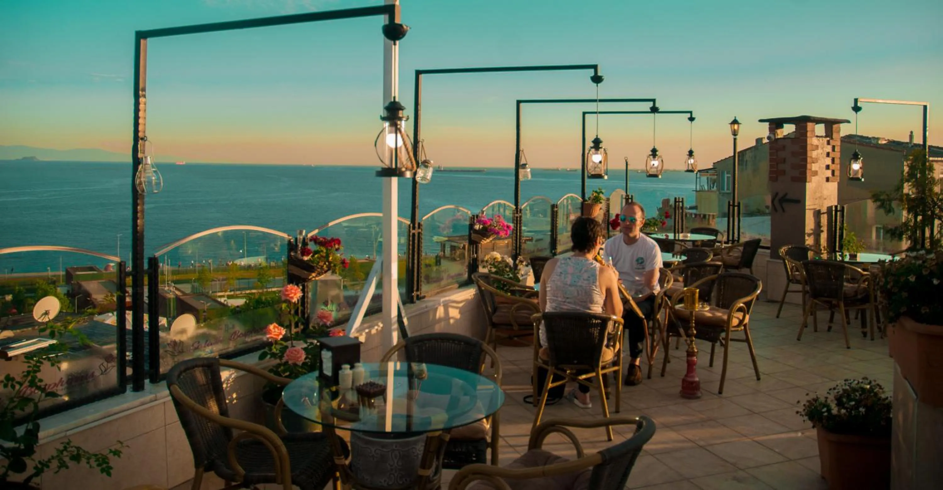 Restaurant/places to eat in Artefes Hotel Old City