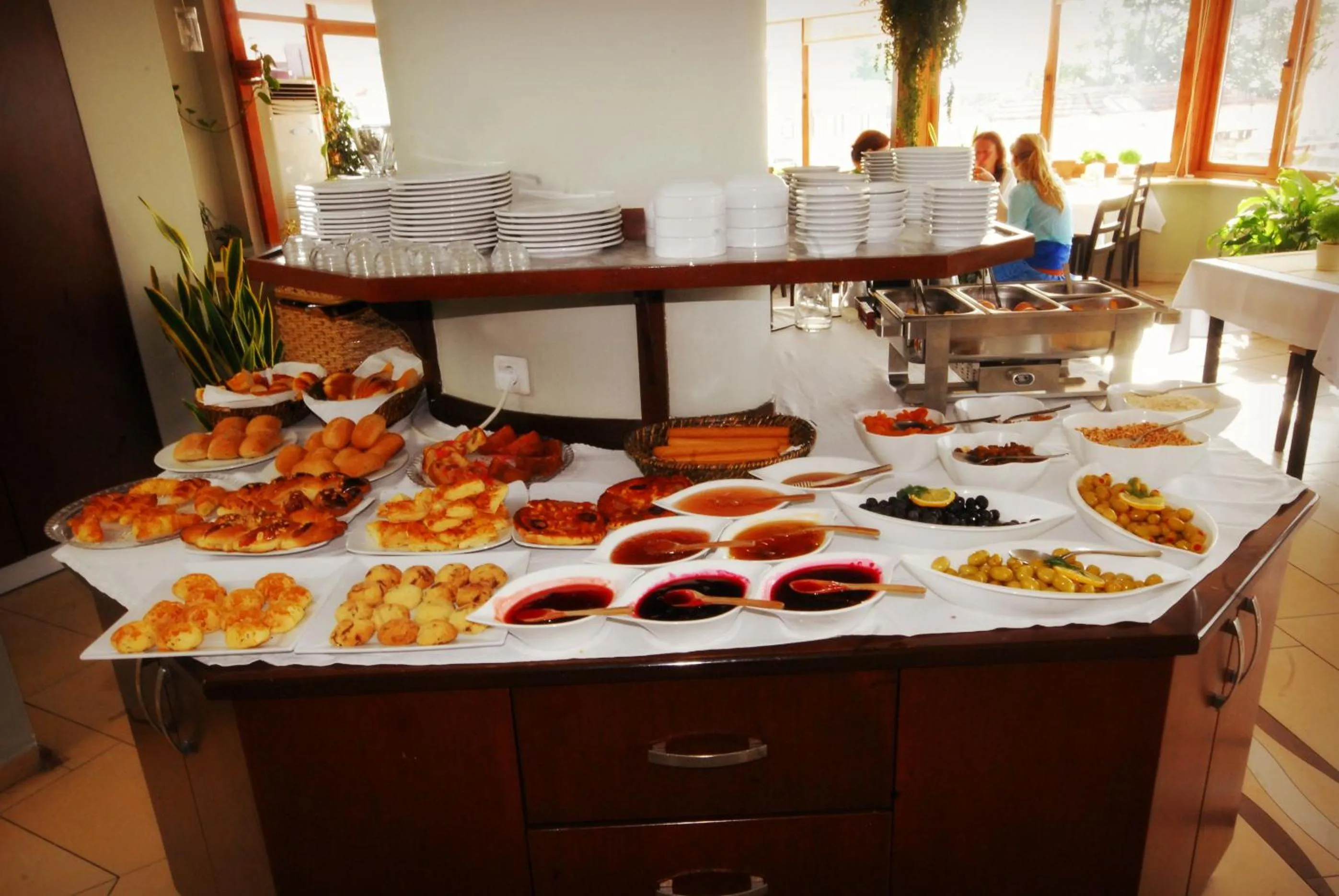 Restaurant/places to eat in Artefes Hotel Old City