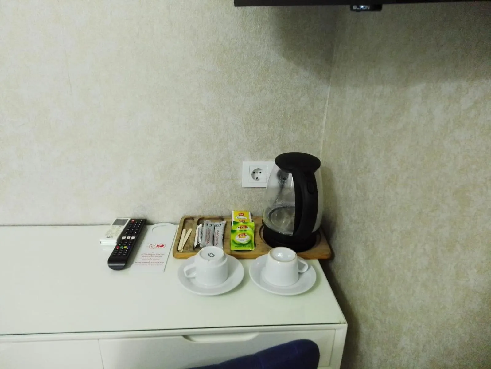 Coffee/tea facilities in Artefes Hotel Old City