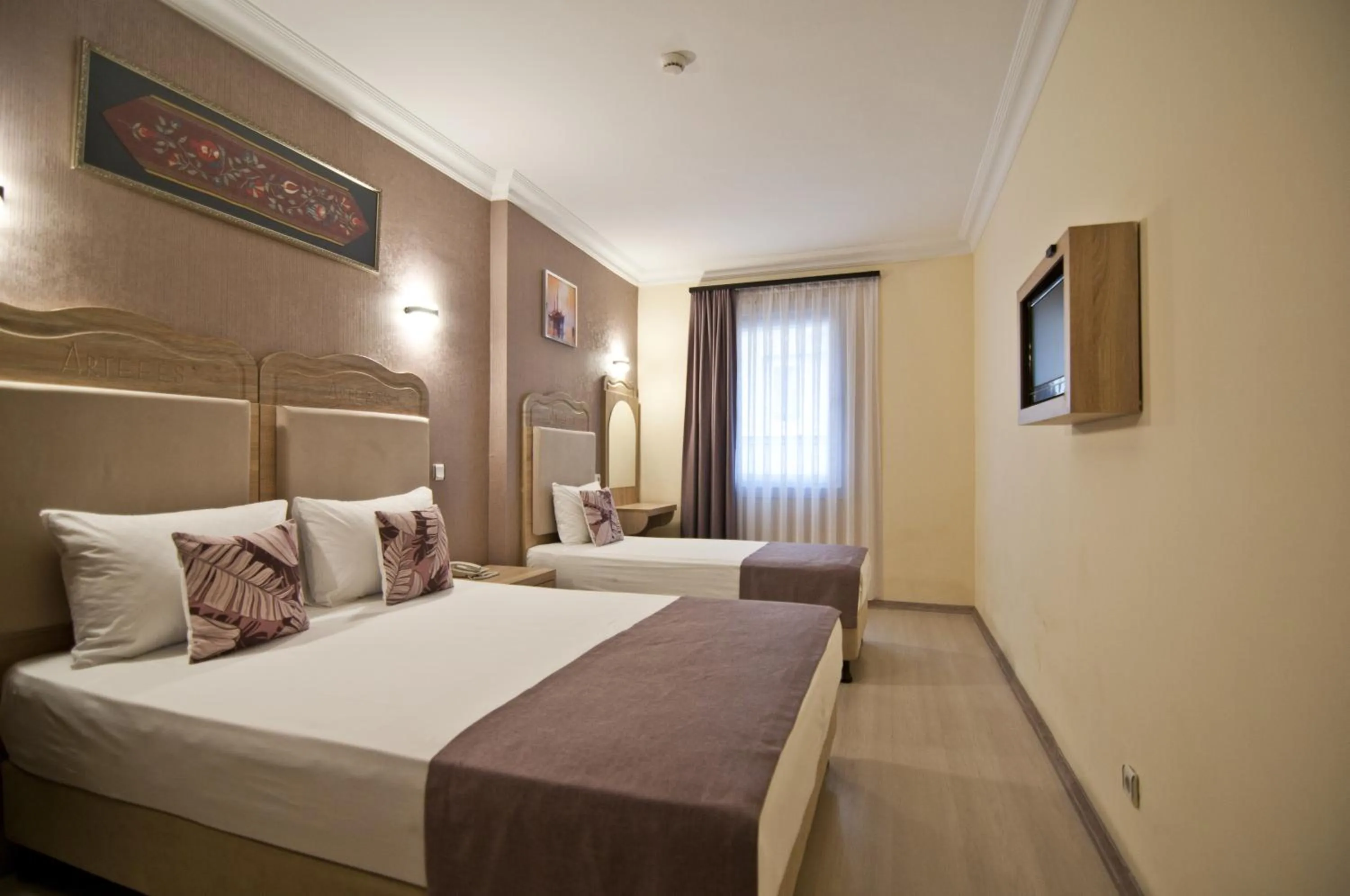 Bed in Artefes Hotel Old City