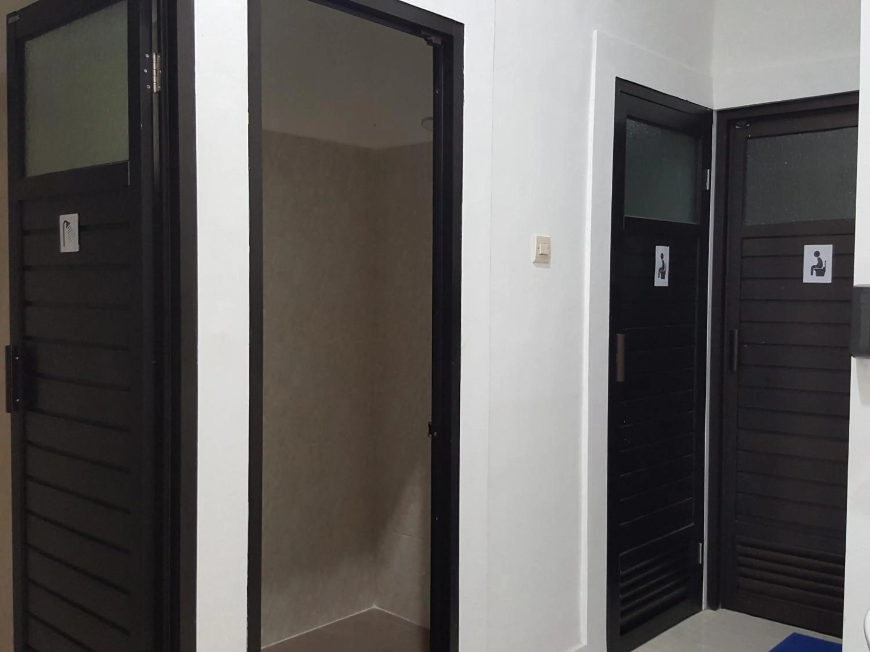 Bathroom in MADOR Malang Dorm Hostel