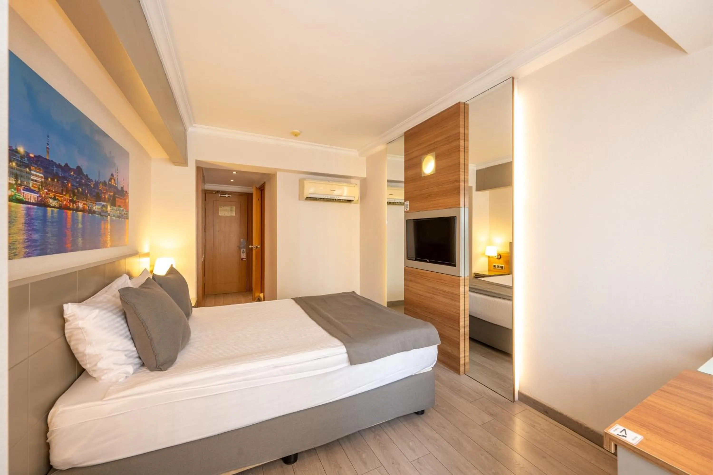 Bed in Klas Hotel Istanbul Old City