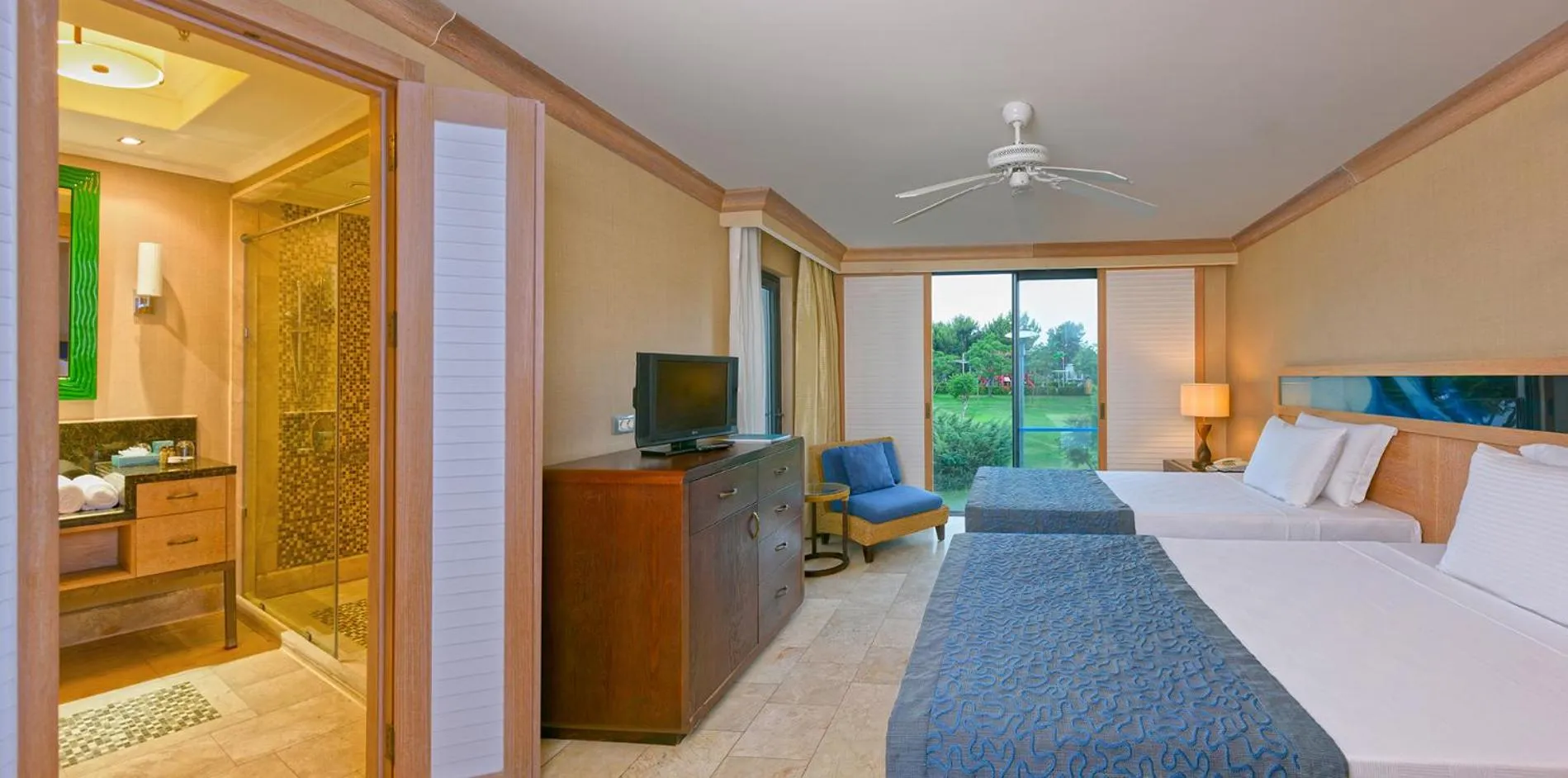 Communal lounge/ TV room in Lykia World Links Golf Antalya