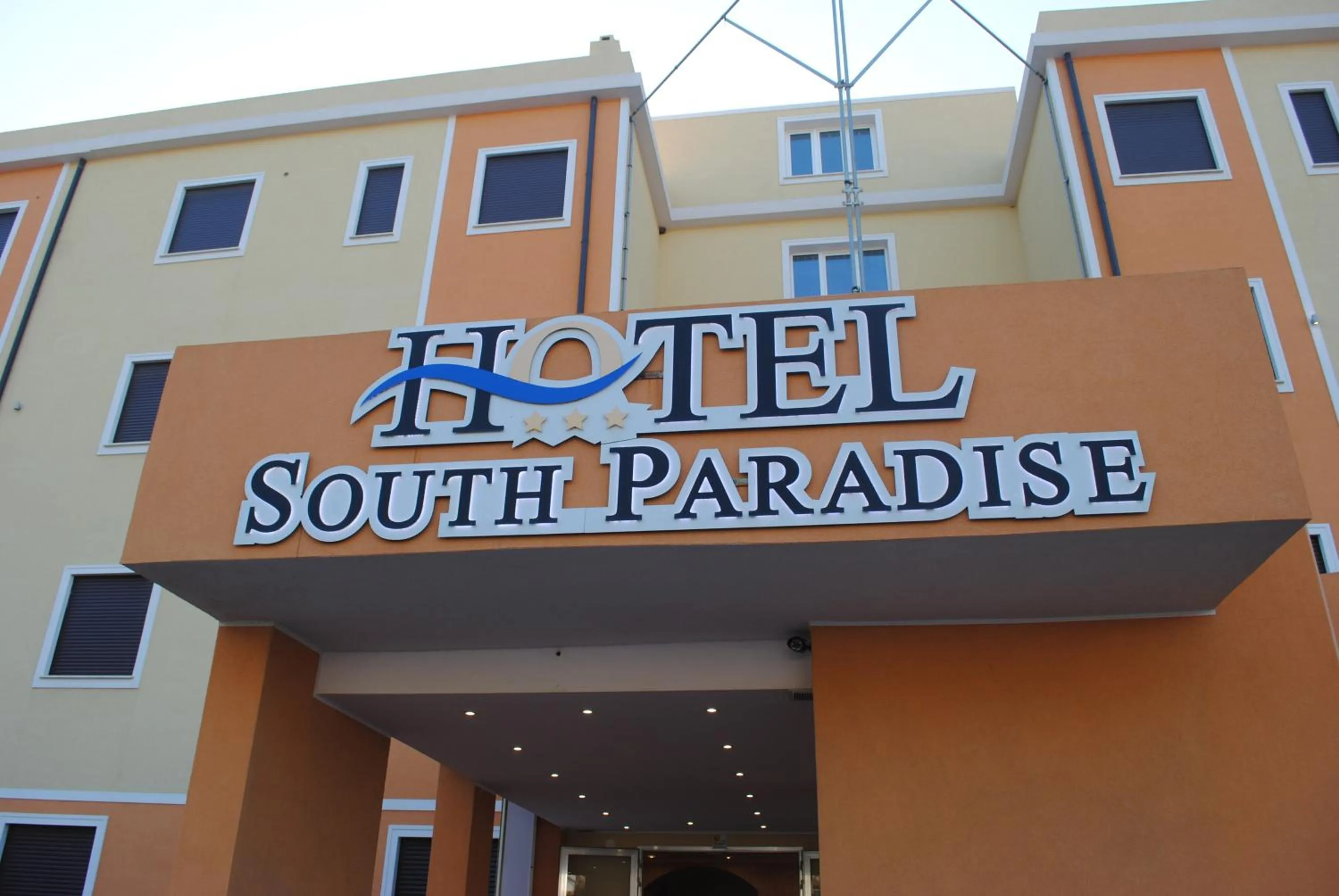 Facade/entrance in Hotel South Paradise
