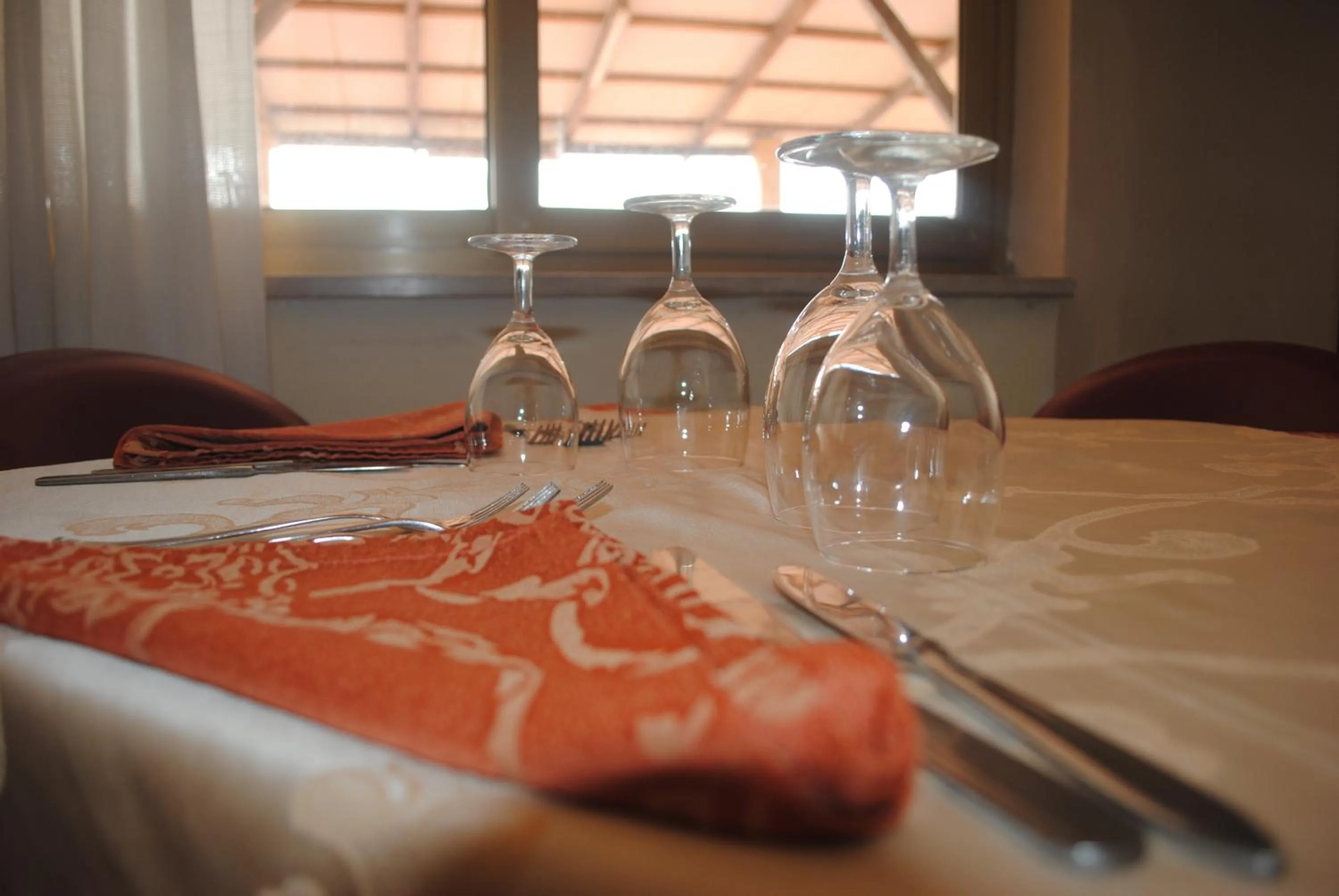 Restaurant/places to eat in Hotel South Paradise