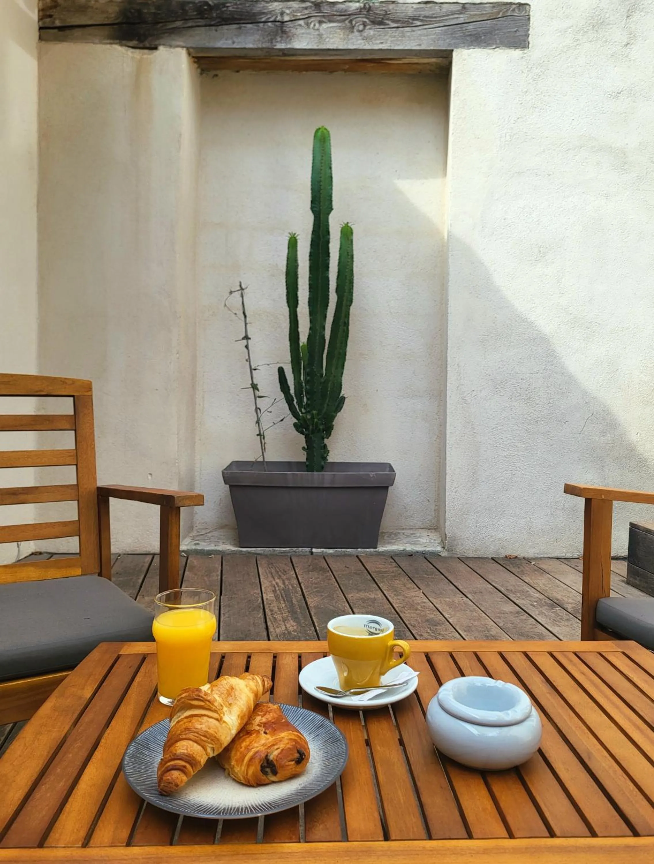 Patio in Maison d'Hôtes Les Variétés