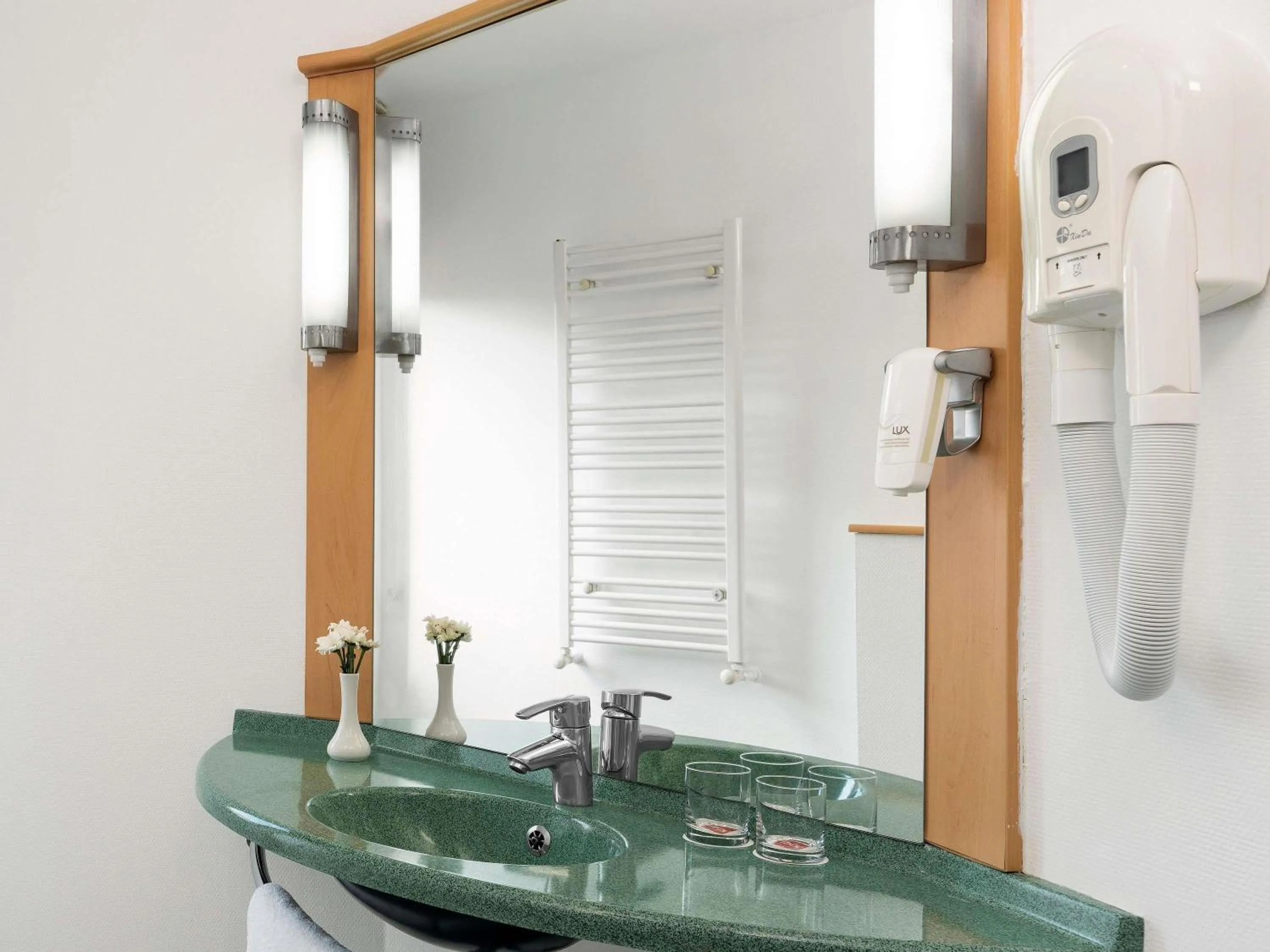 Bedroom in Ibis Eskisehir