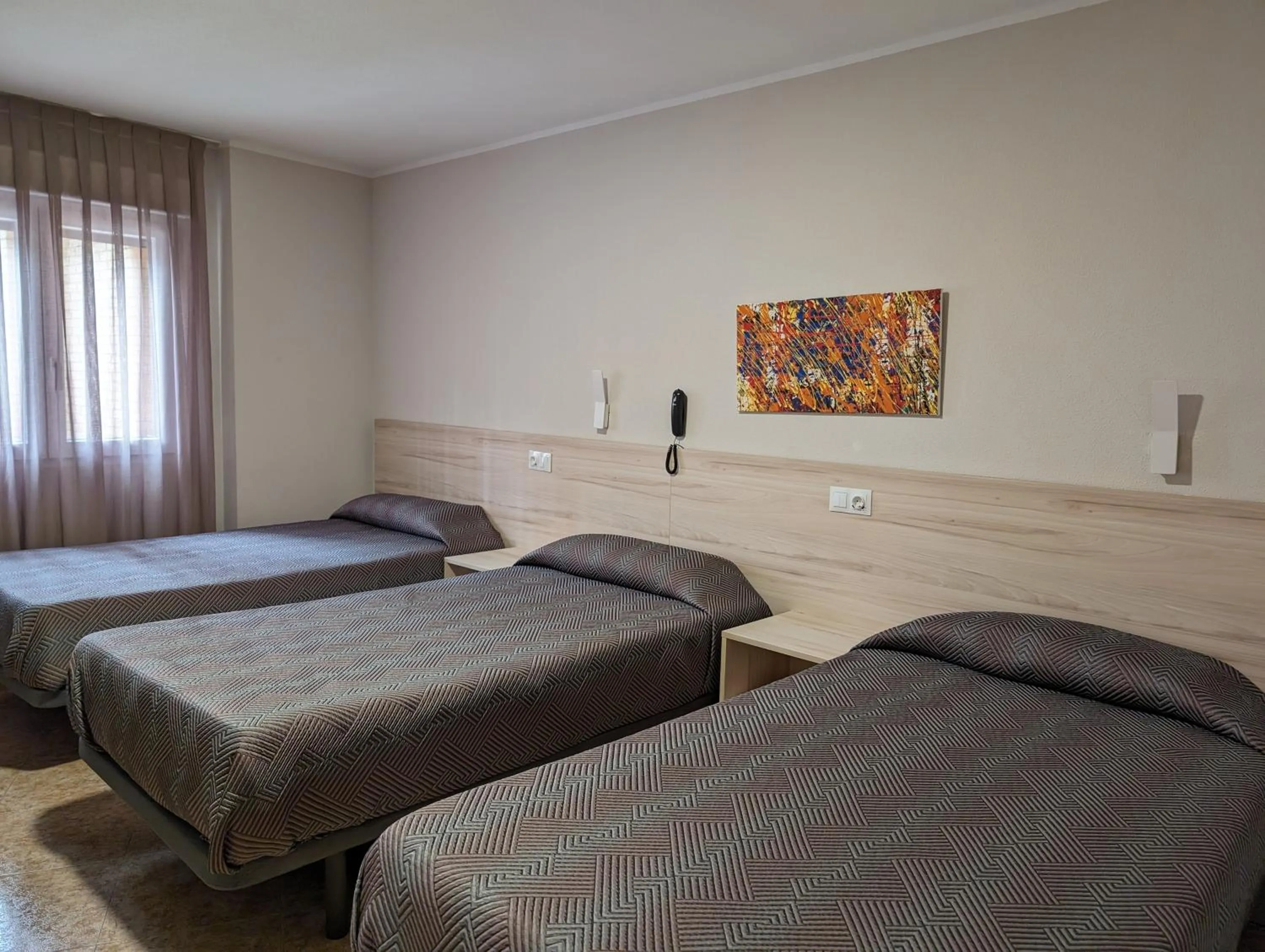 Photo of the whole room, Bed in Gran Hotel Toledo