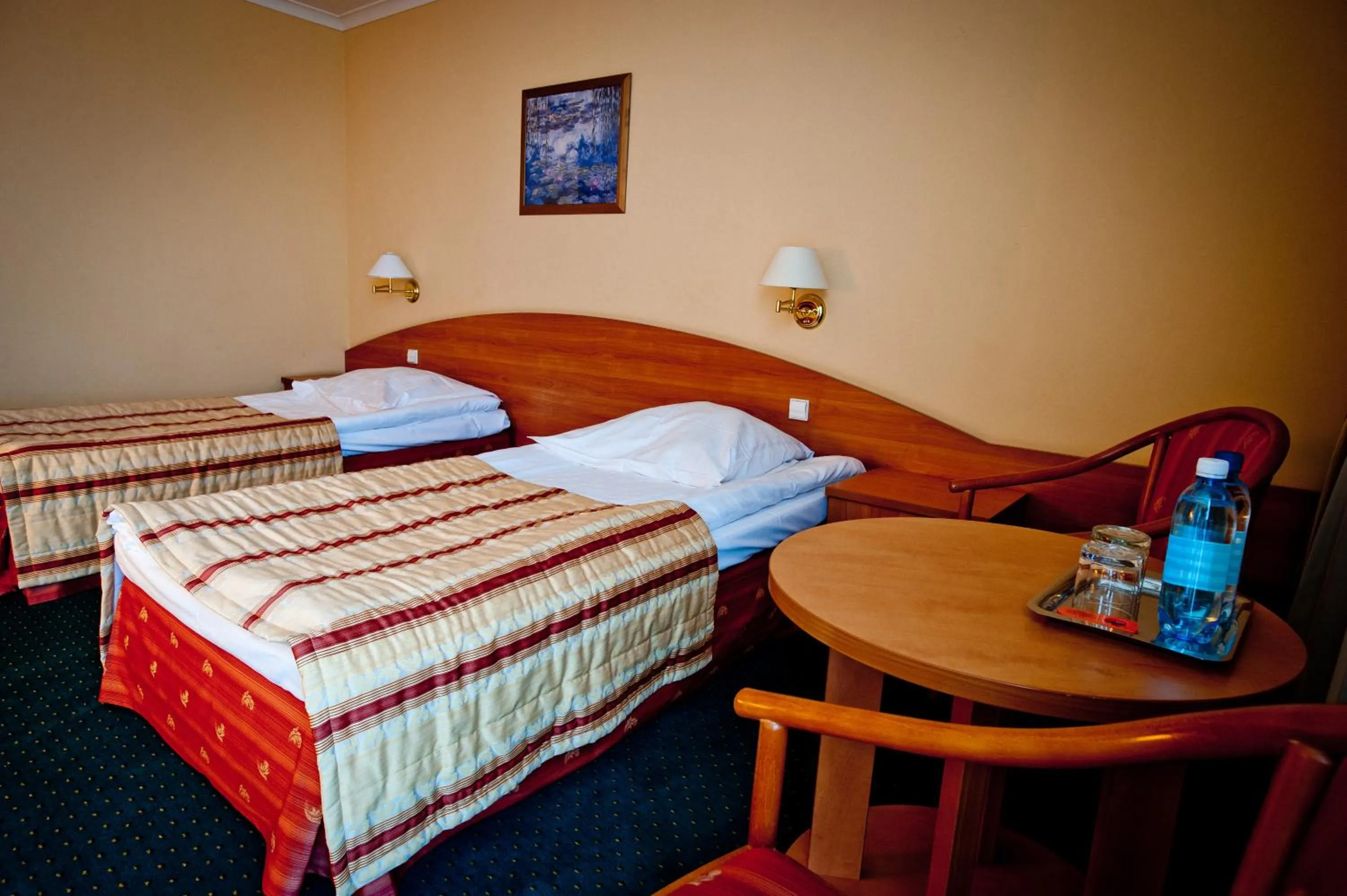 Photo of the whole room, Bed in Hotel Atut w Licheniu