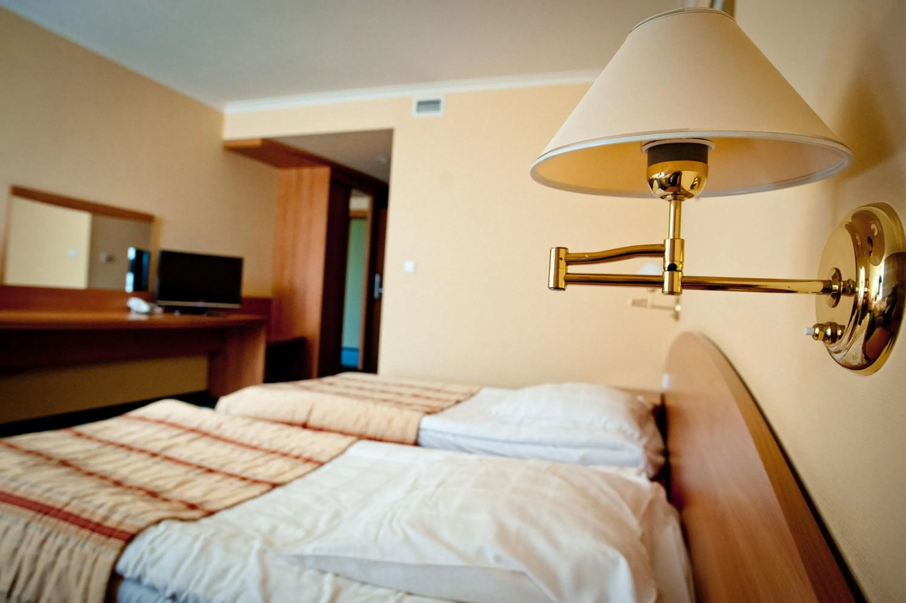 Photo of the whole room, Bed in Hotel Atut w Licheniu