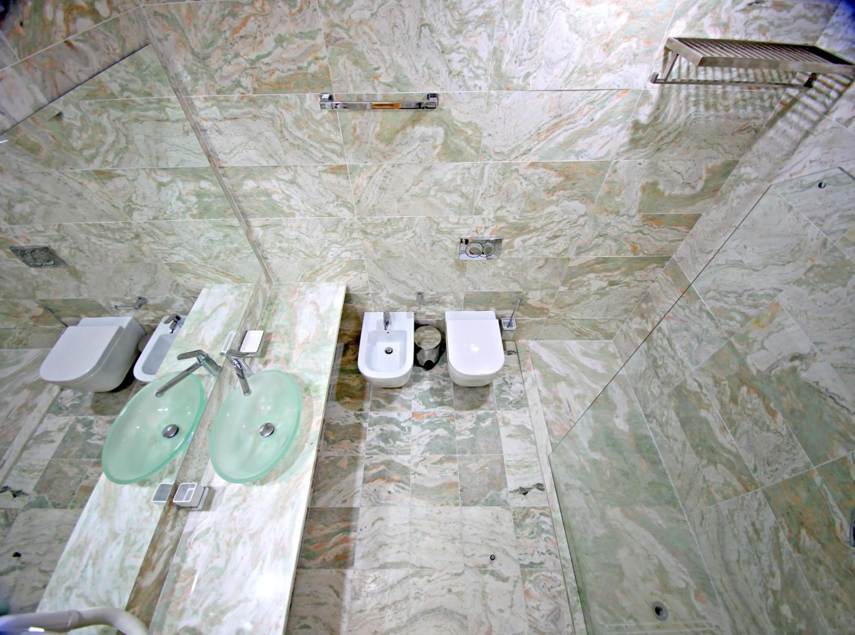 Bathroom in Hotel Palace