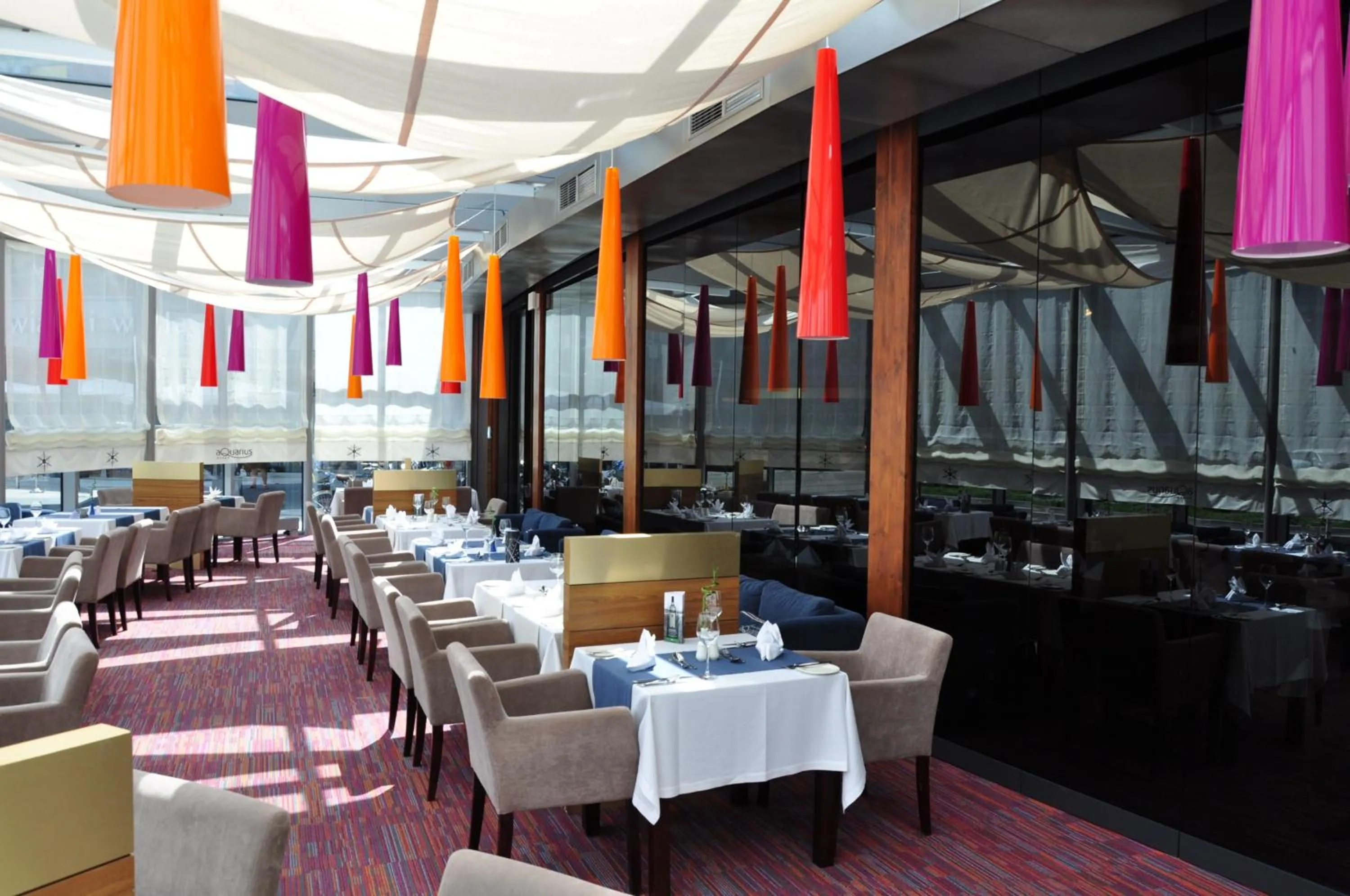 Restaurant/places to eat in Hotel Aquarius SPA