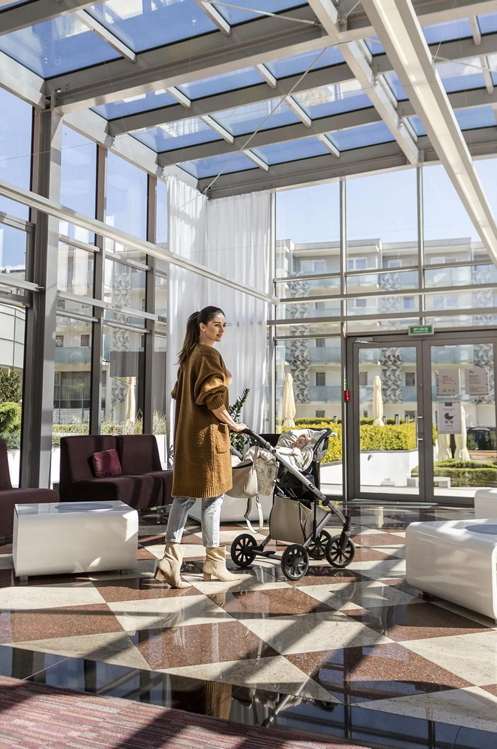 Patio in Hotel Aquarius SPA